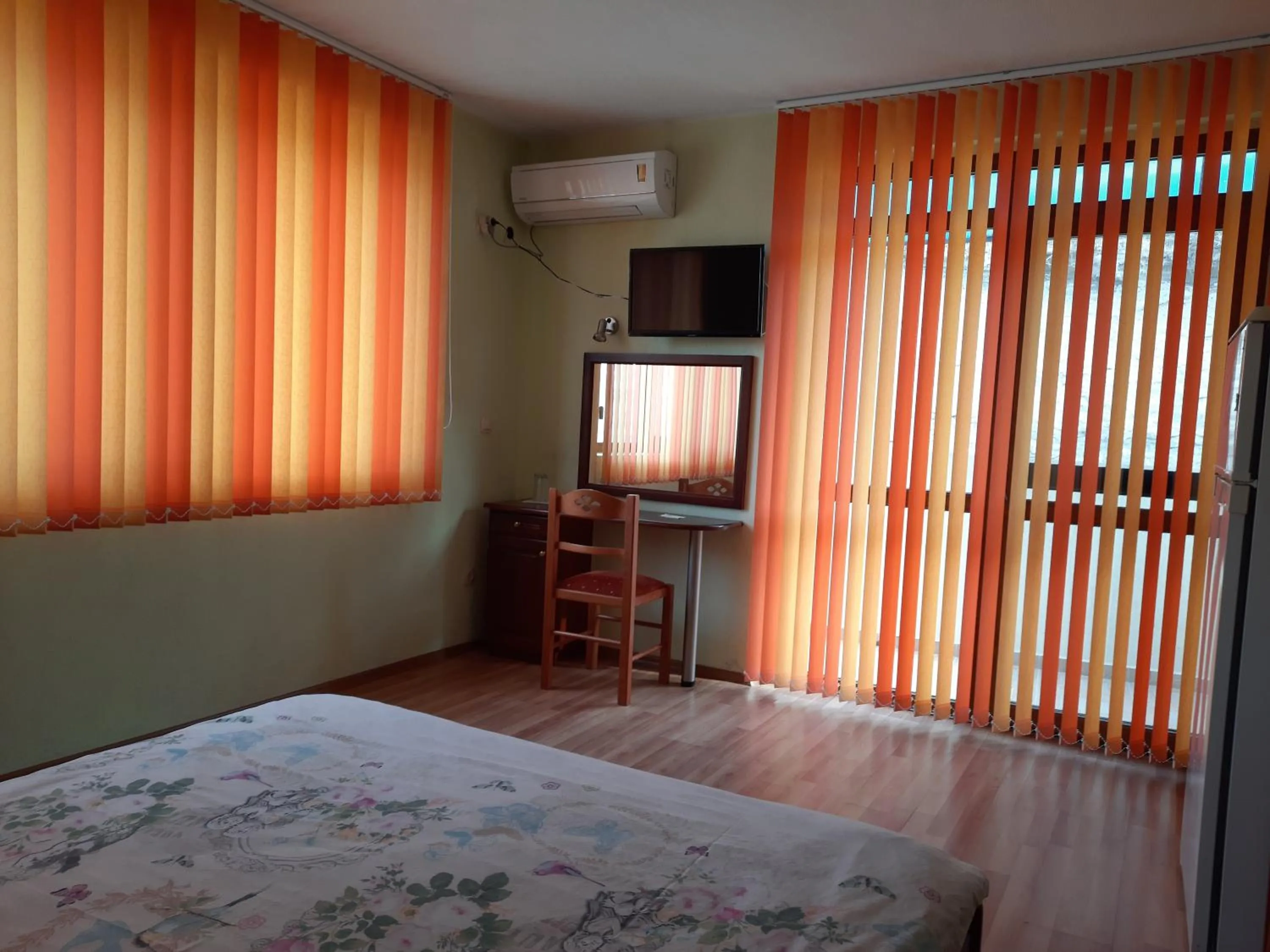 Bed in Motel Elegance