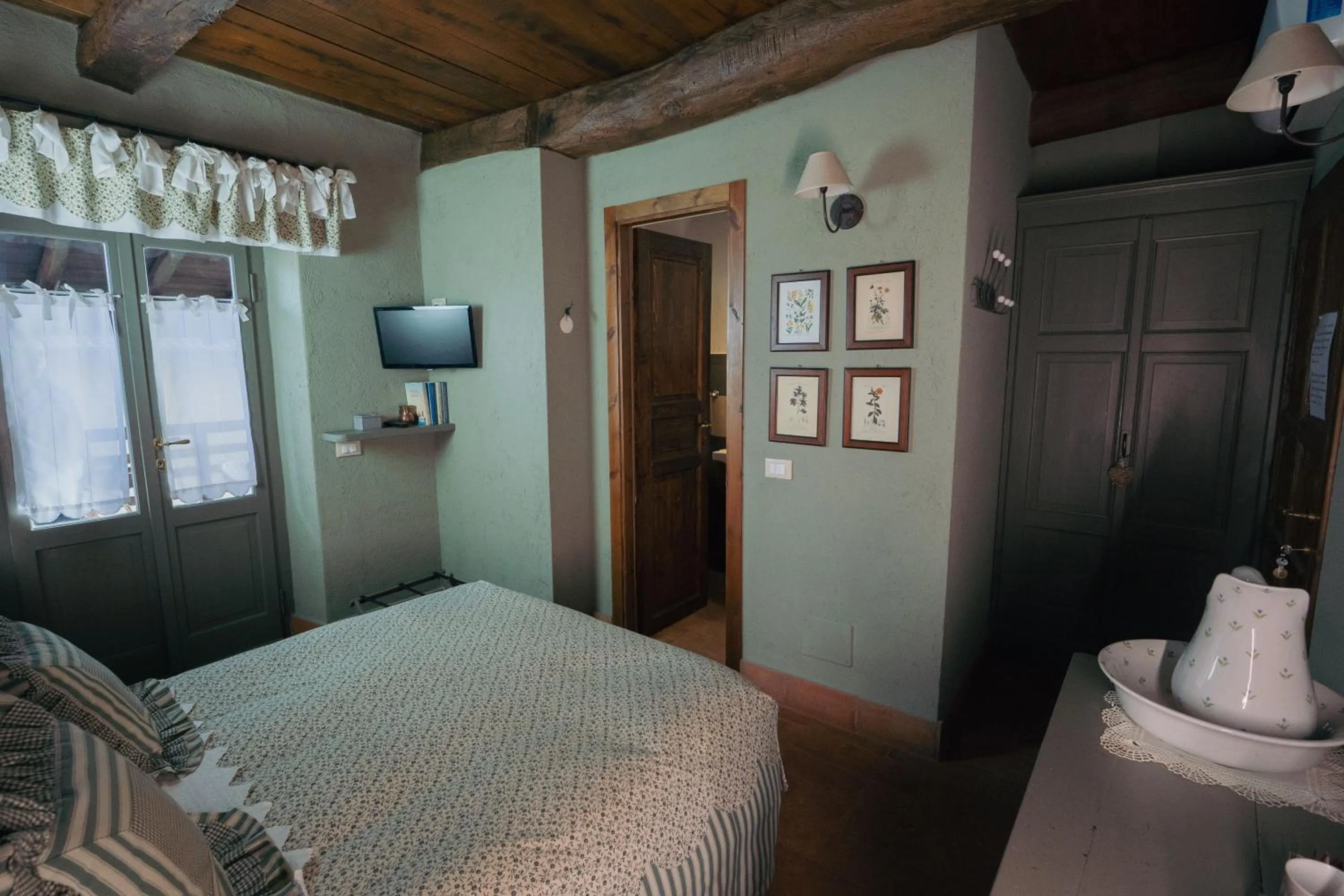 Double Room with Terrace in Il Salice B&B