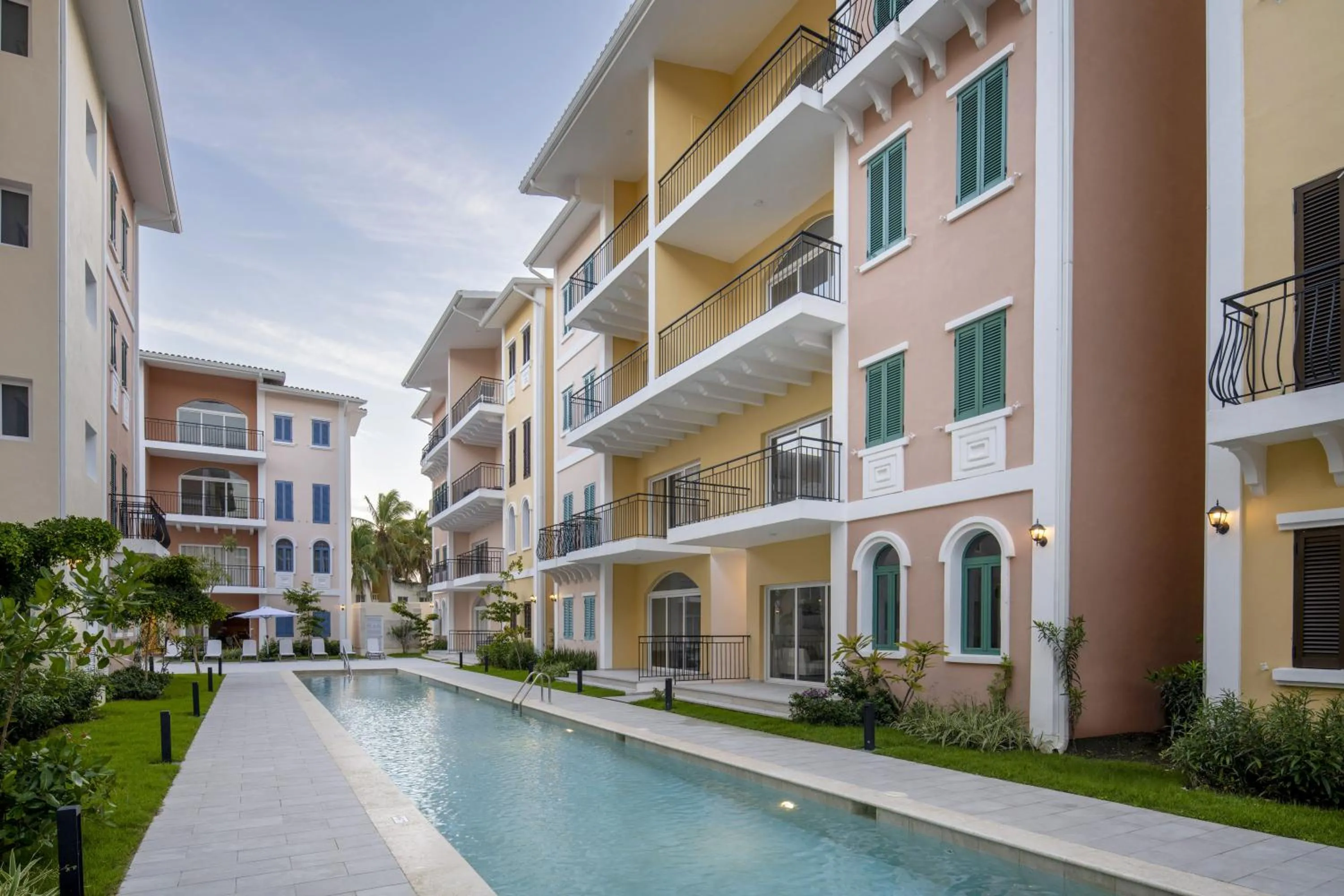 Property building in Reserva Real by Harper