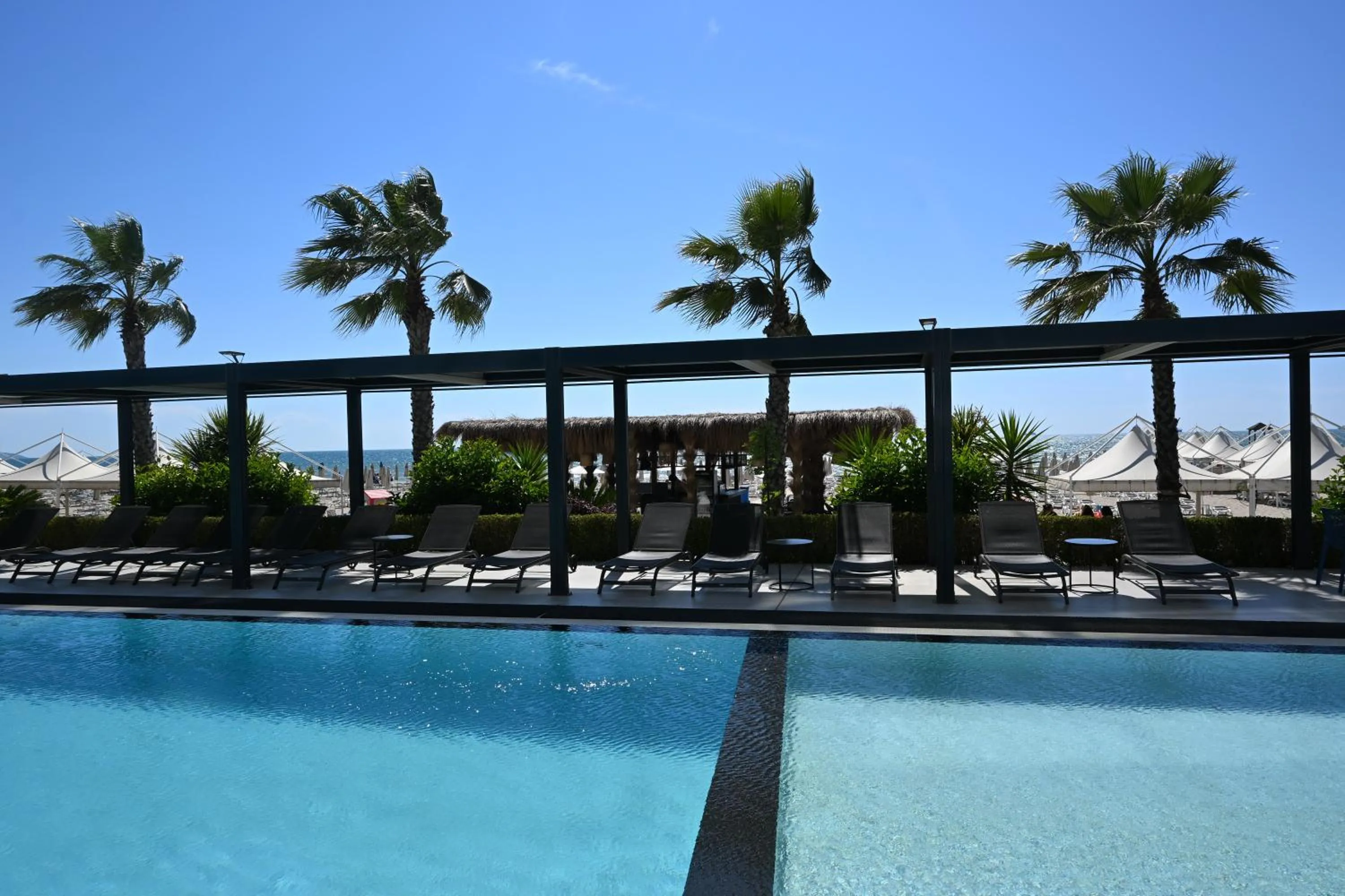 Luxury Premium Finese