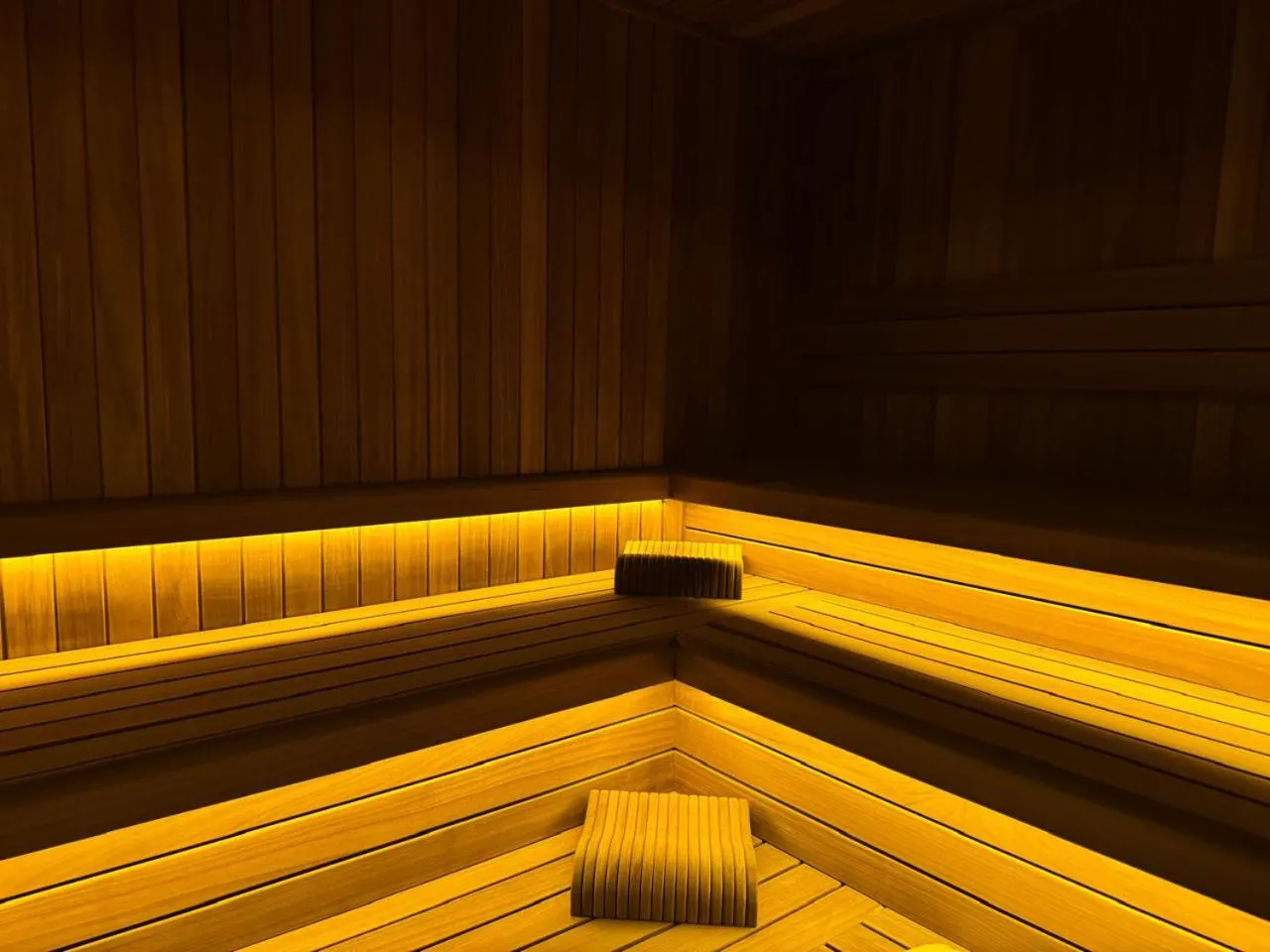 Luxury Premium Finese