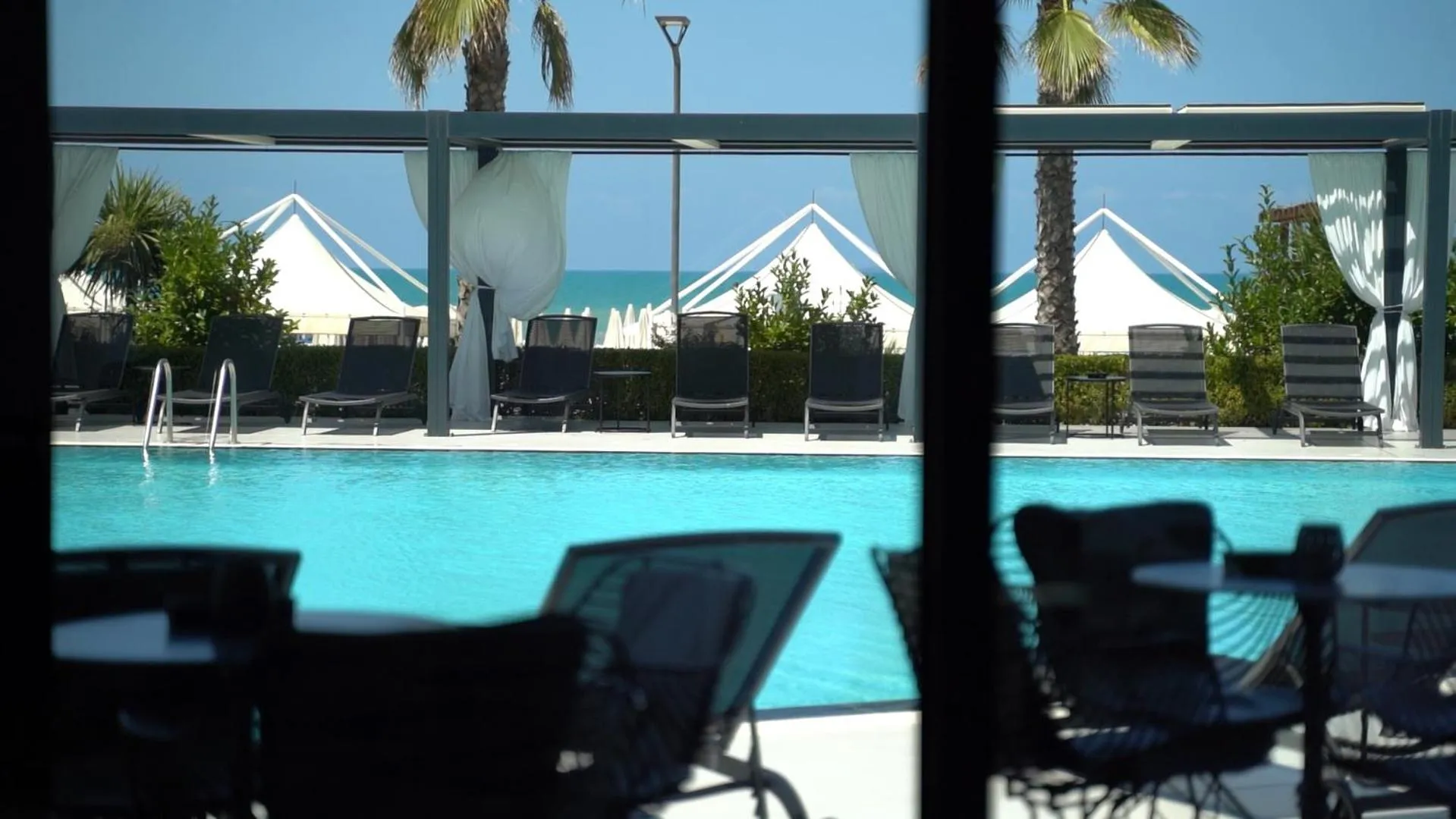 Luxury Premium Finese