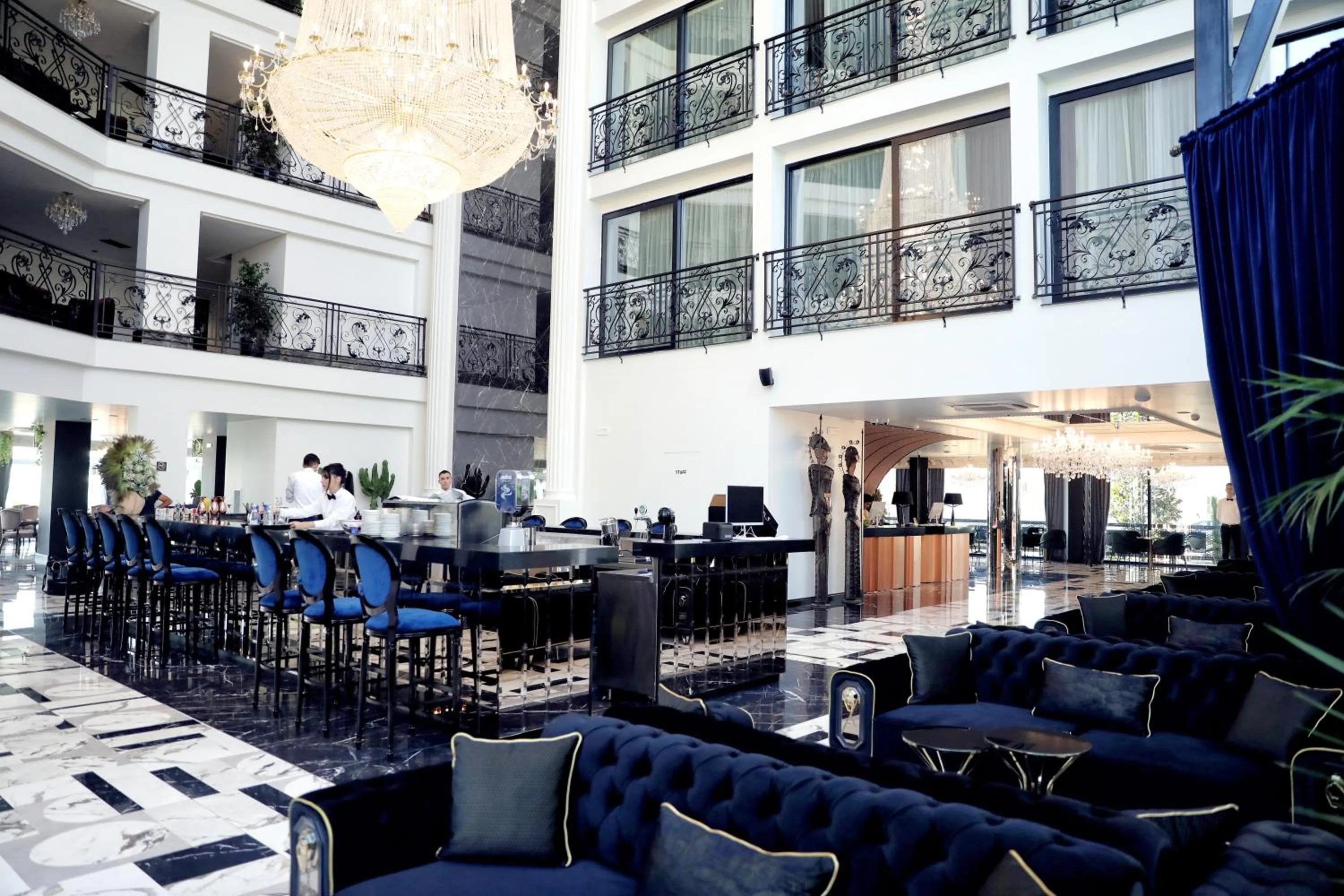 Luxury Premium Finese