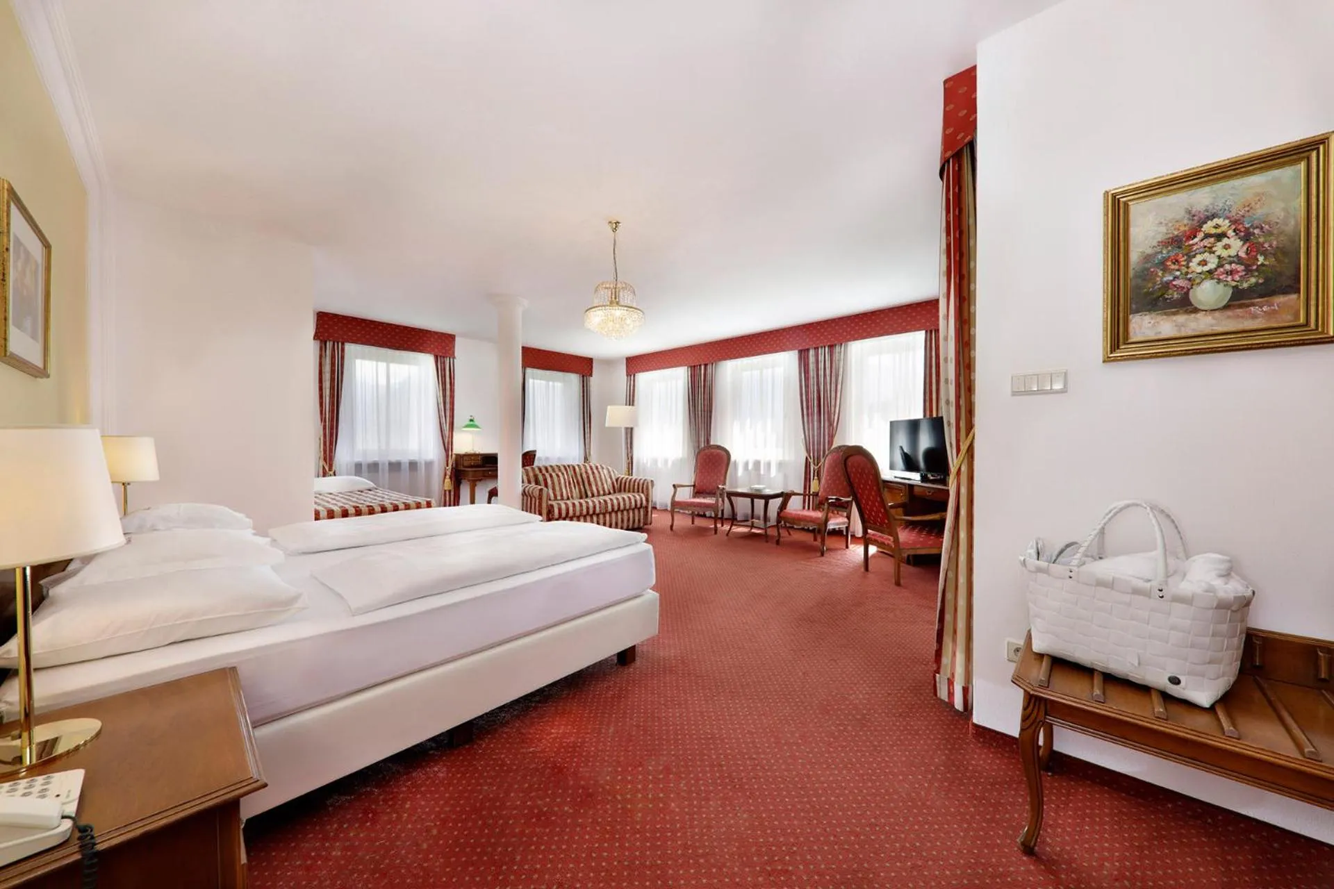 Bedroom in Hotel Mühle Mayer