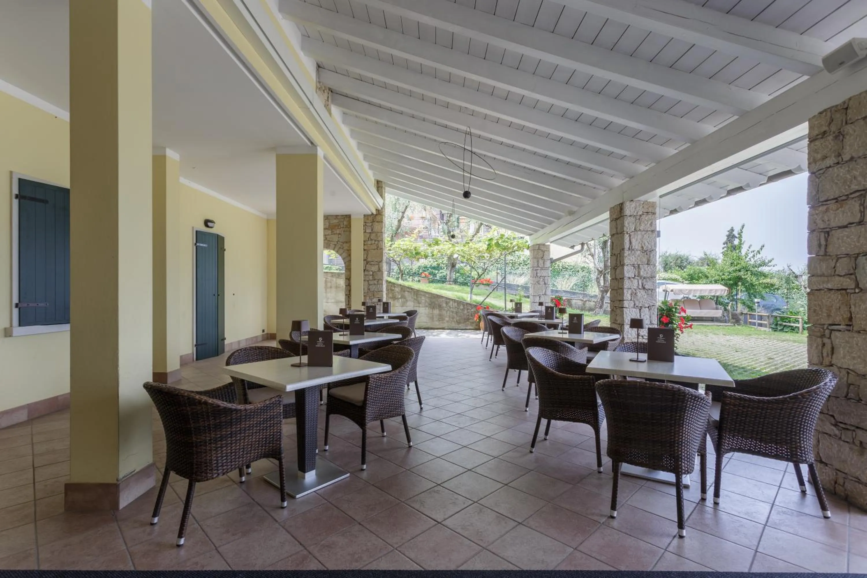 Patio in Hotel Veronesi