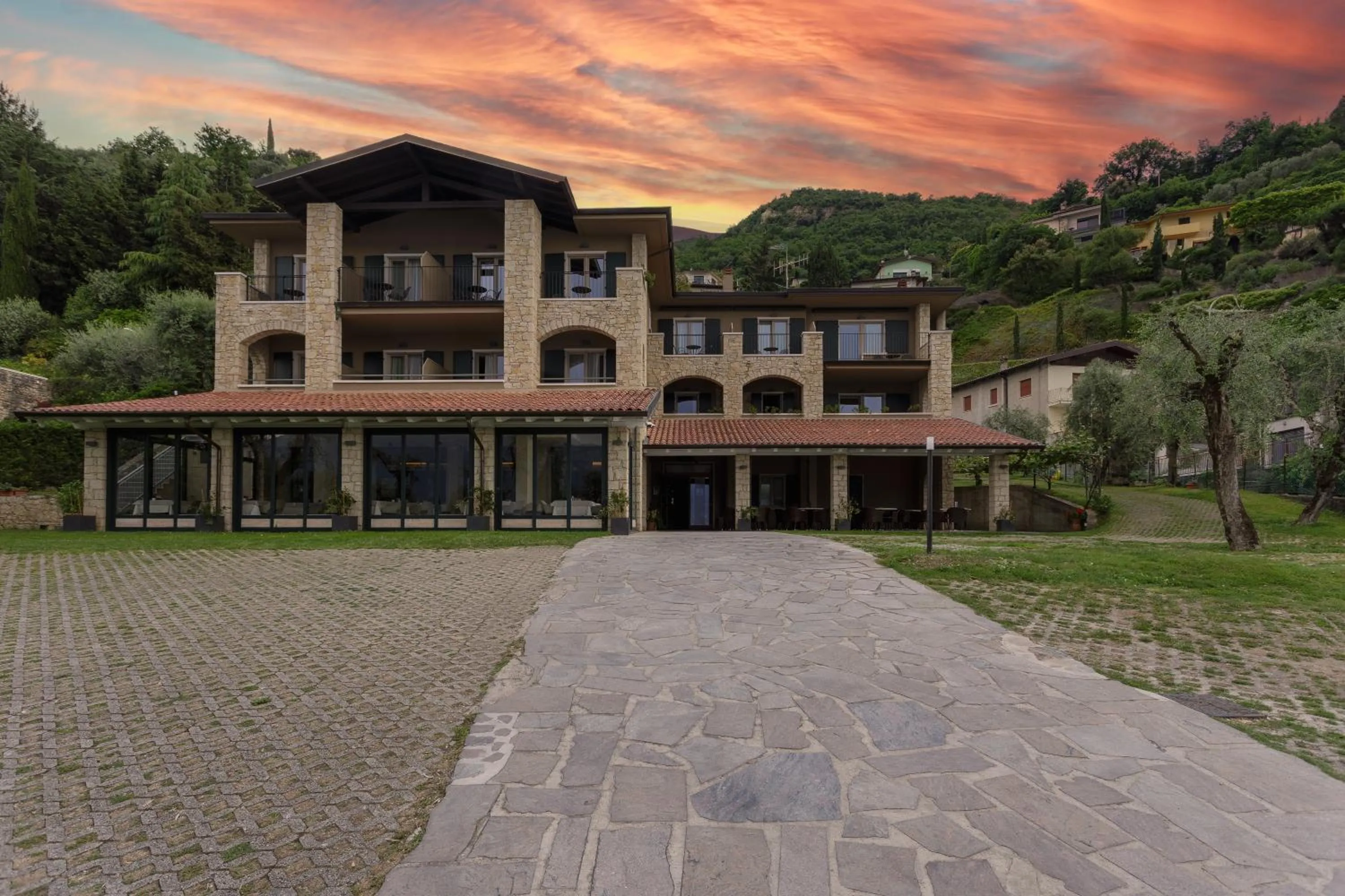 Property building in Hotel Veronesi