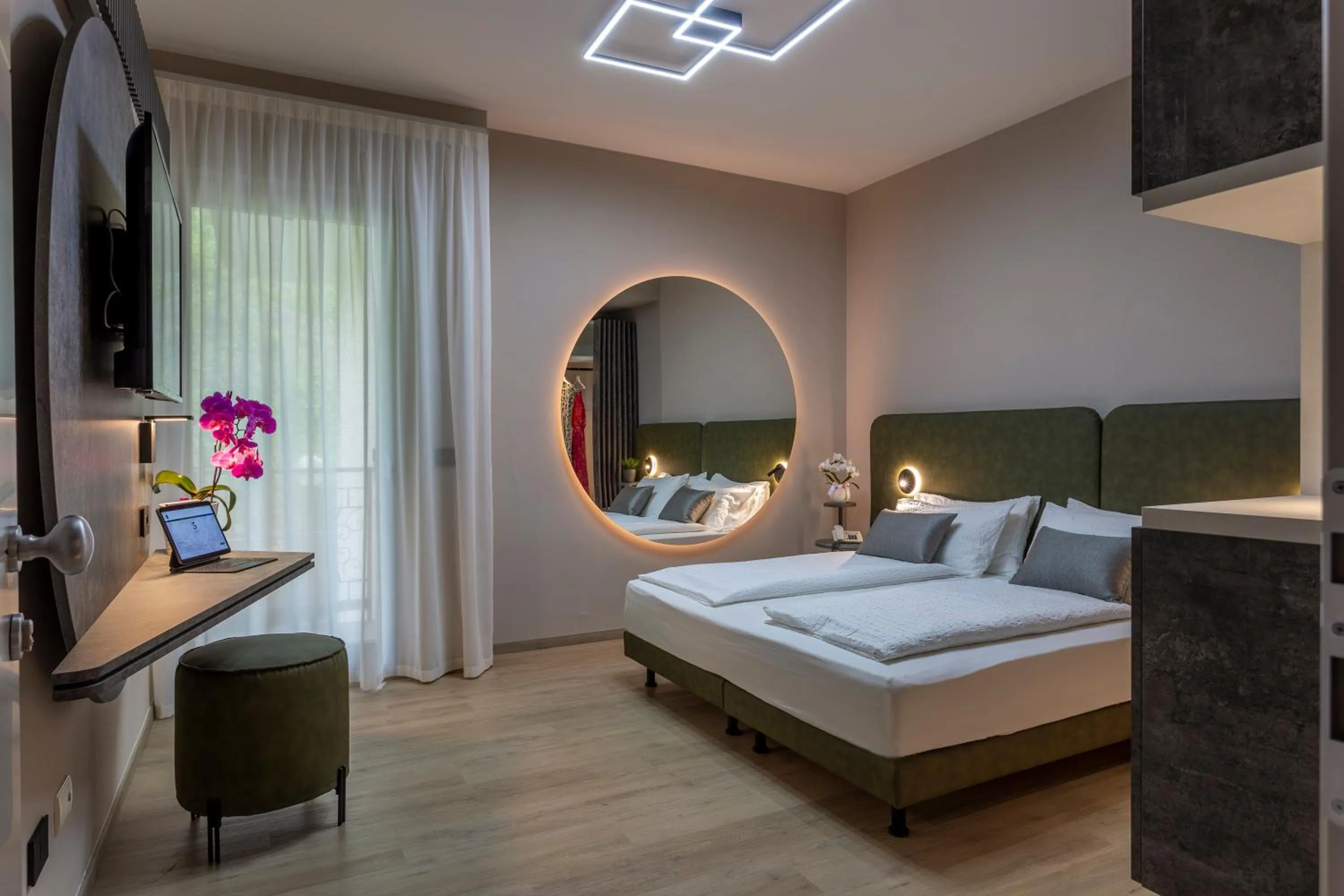 Bedroom, Bed in Hotel Veronesi