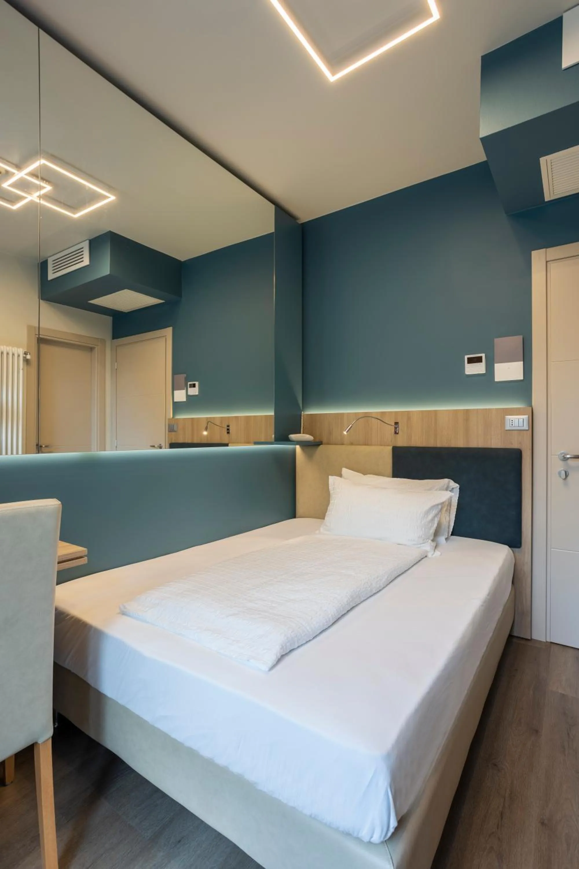 Bedroom, Bed in Hotel Veronesi