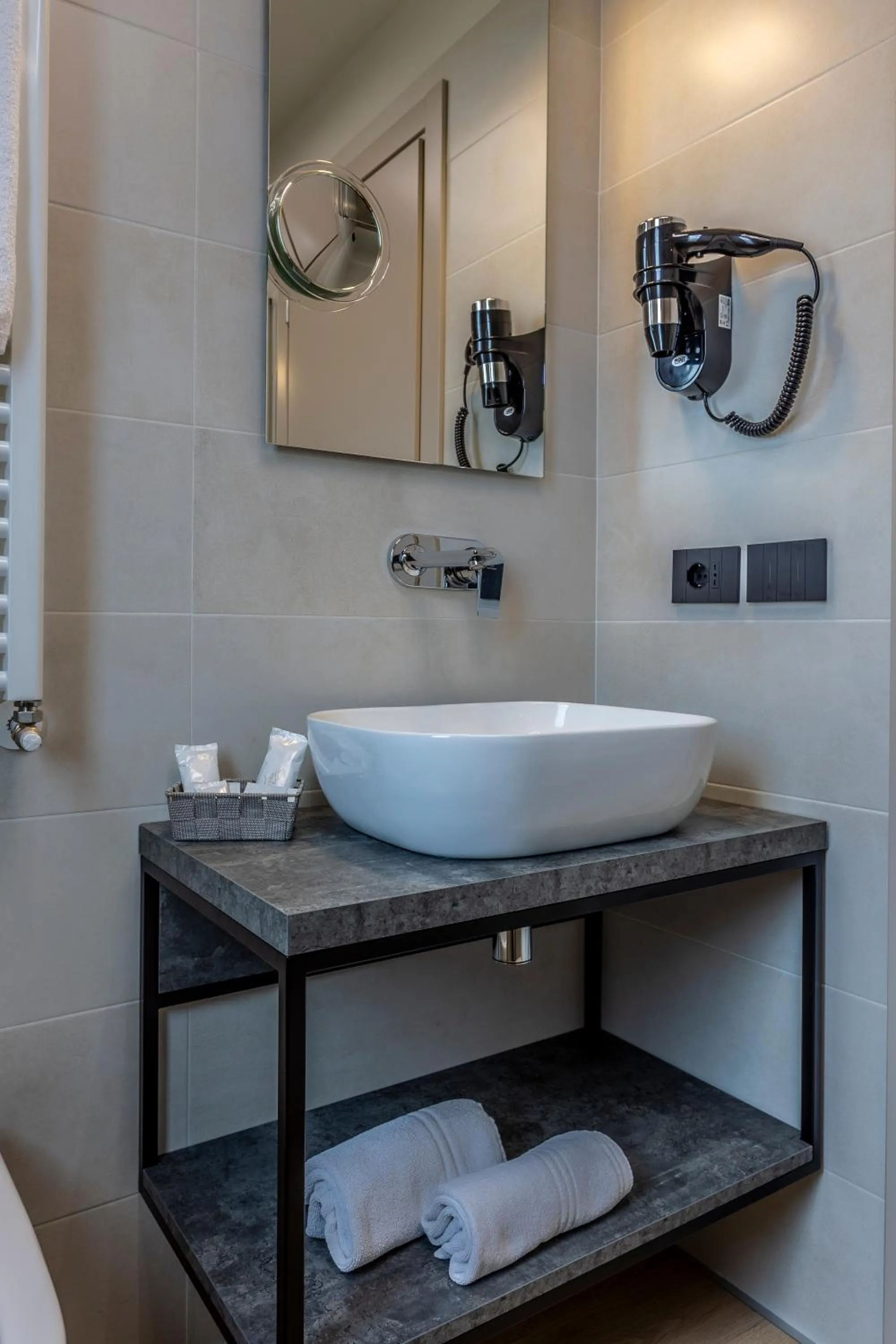 Bathroom in Hotel Veronesi