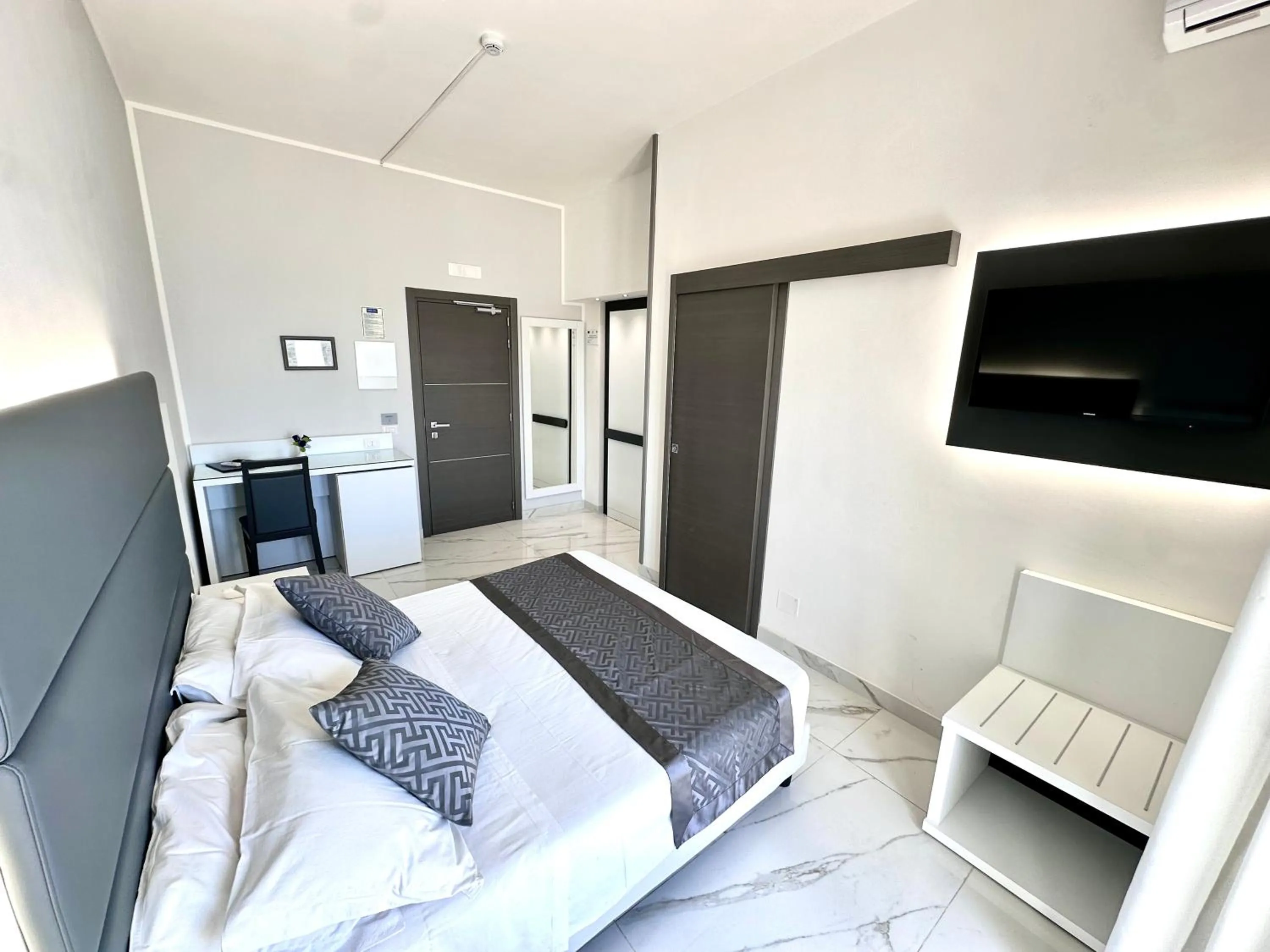 Bedroom in Hotel Blu