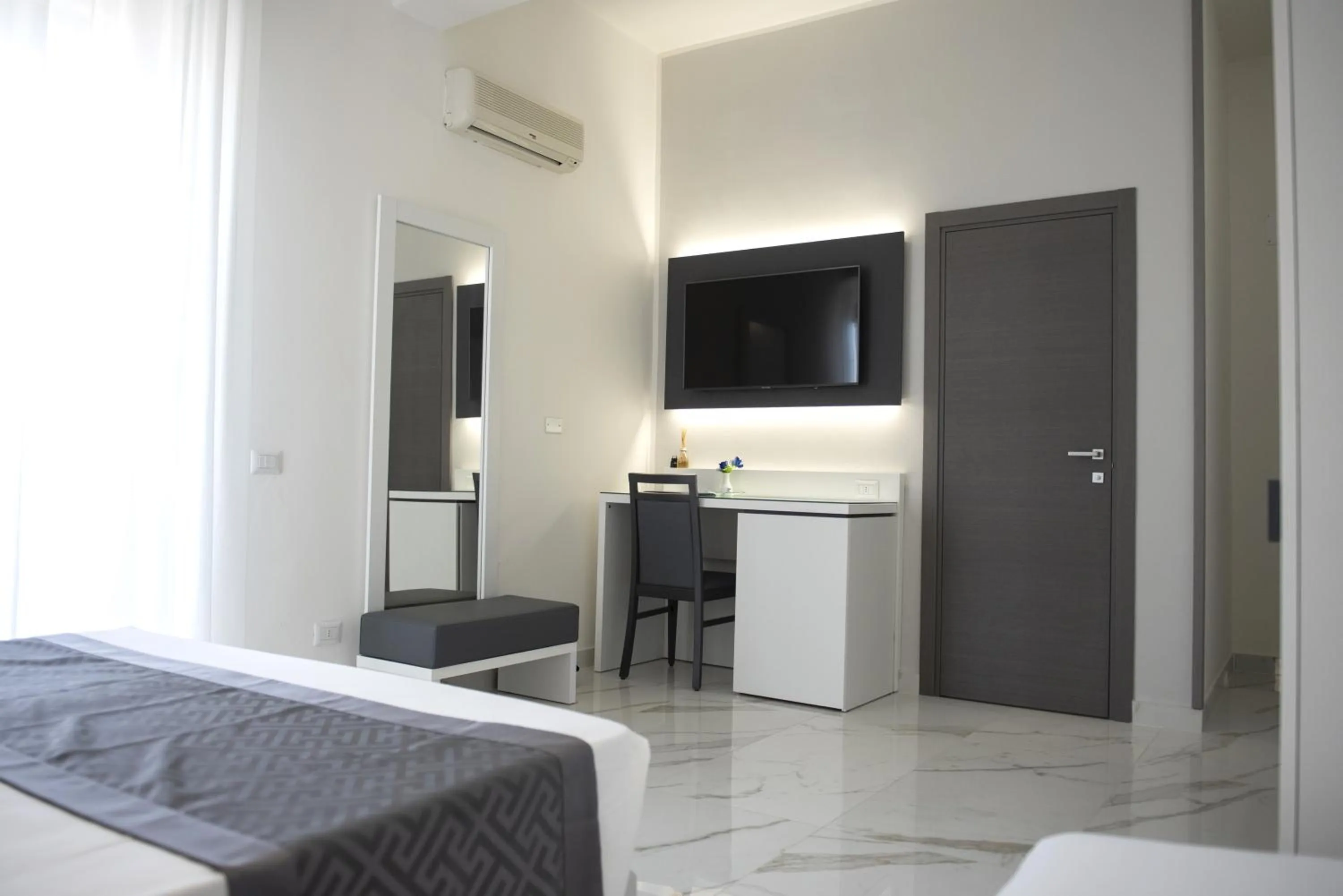 TV and multimedia in Hotel Blu