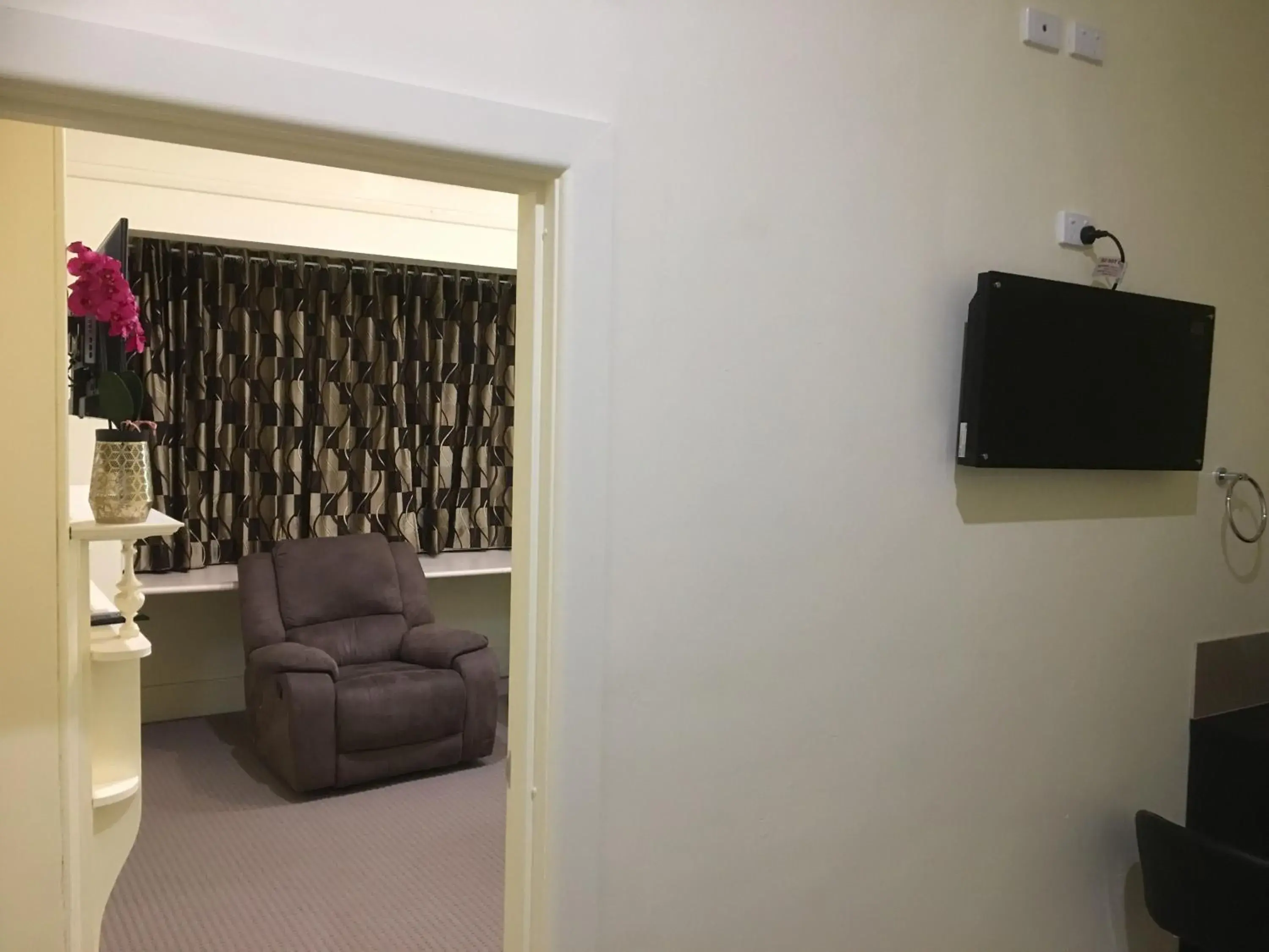 Deluxe Apartment in Albury Central Motel Deluxe Apartment in Albury Central Motel