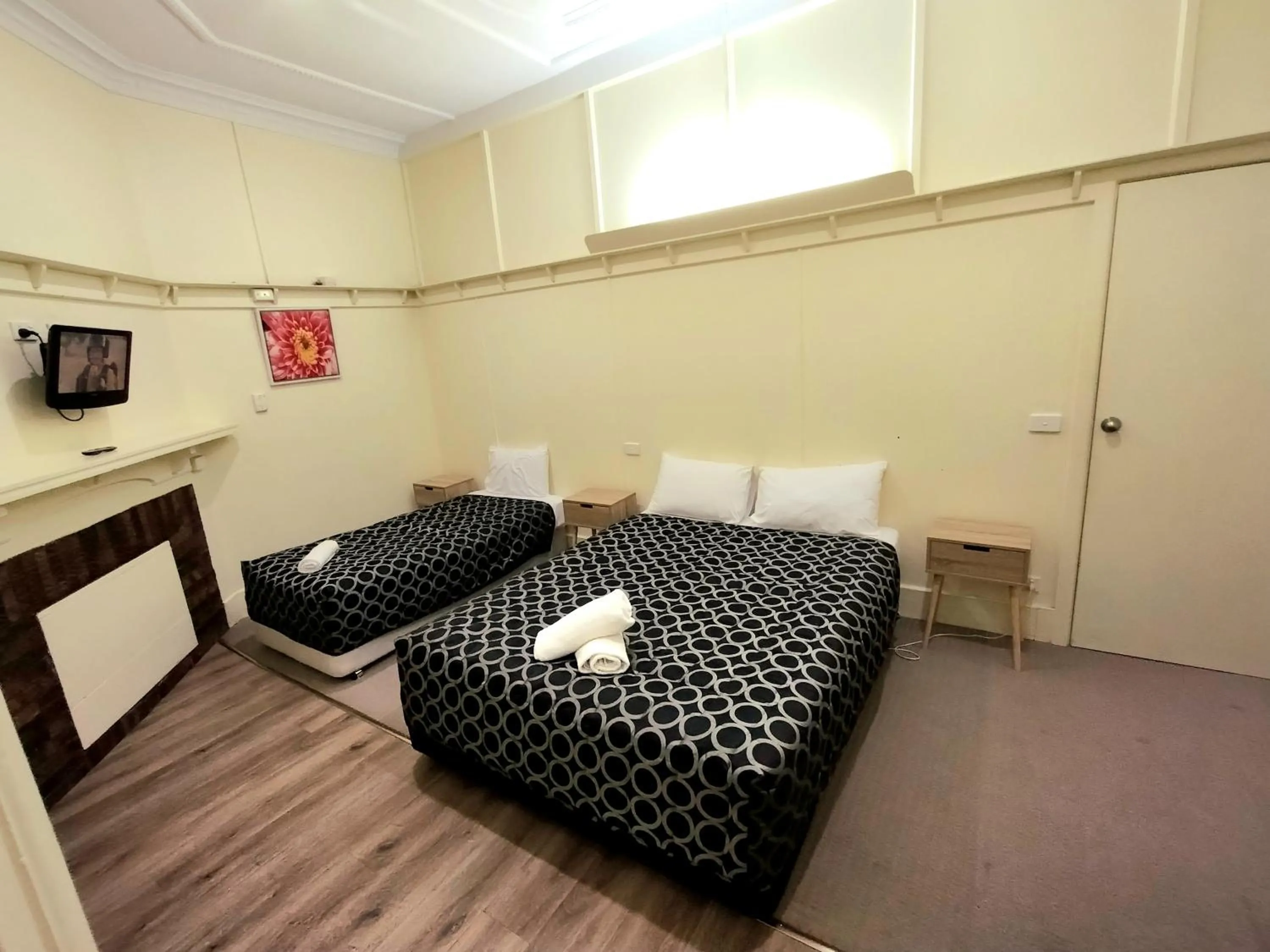 Bed in Albury Central Motel