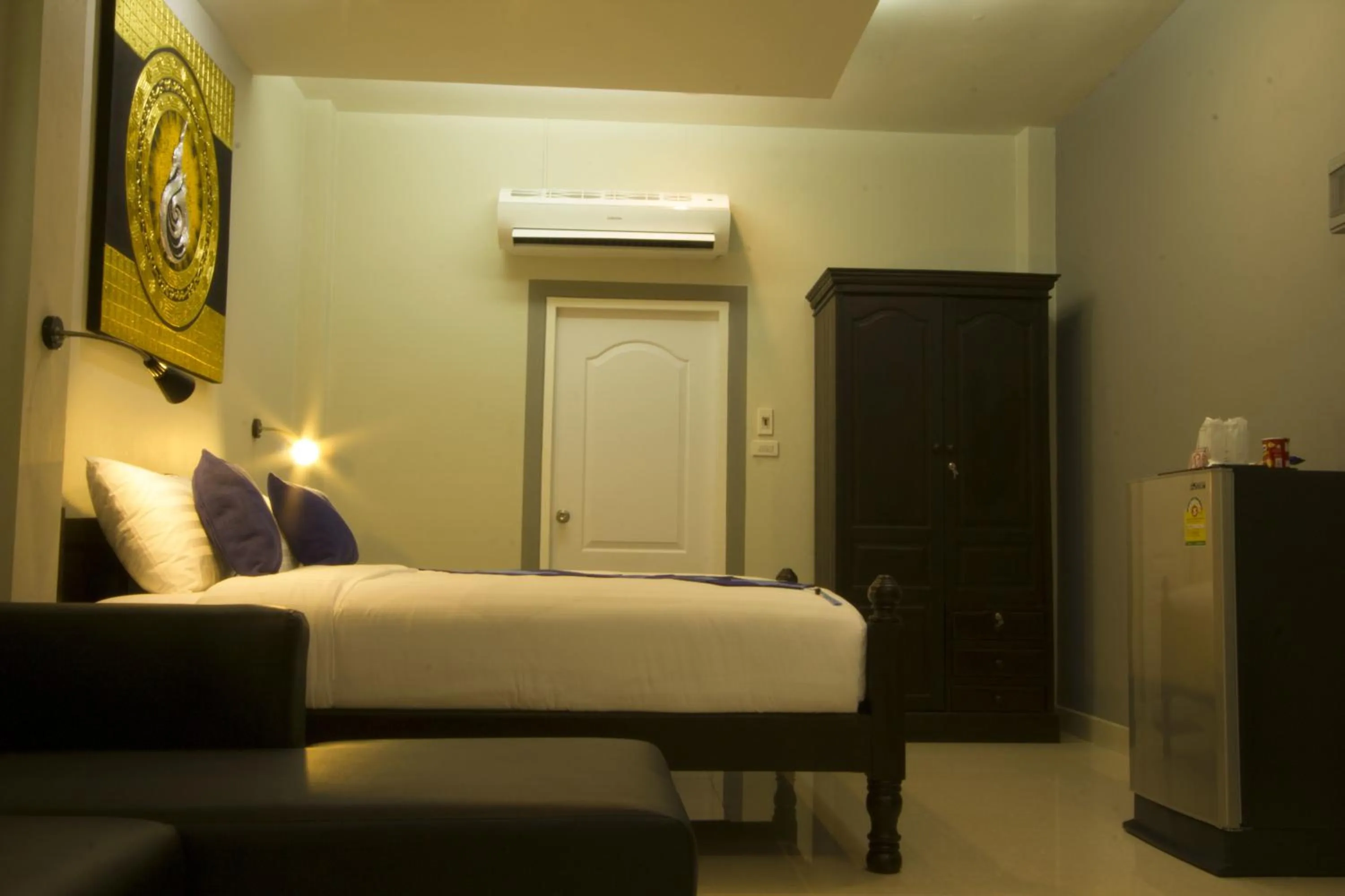 Living room, Bed in The Rise Resort