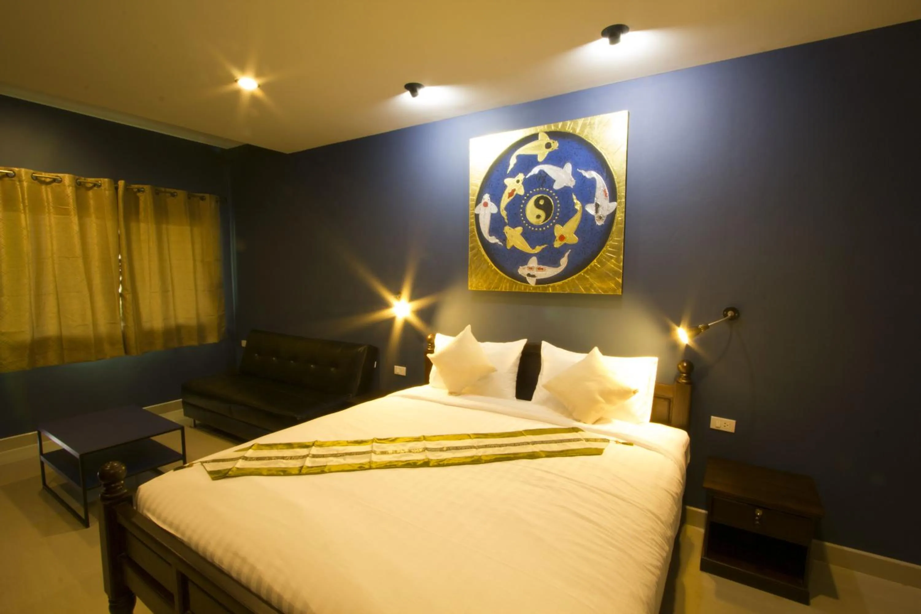 Bedroom, Bed in The Rise Resort