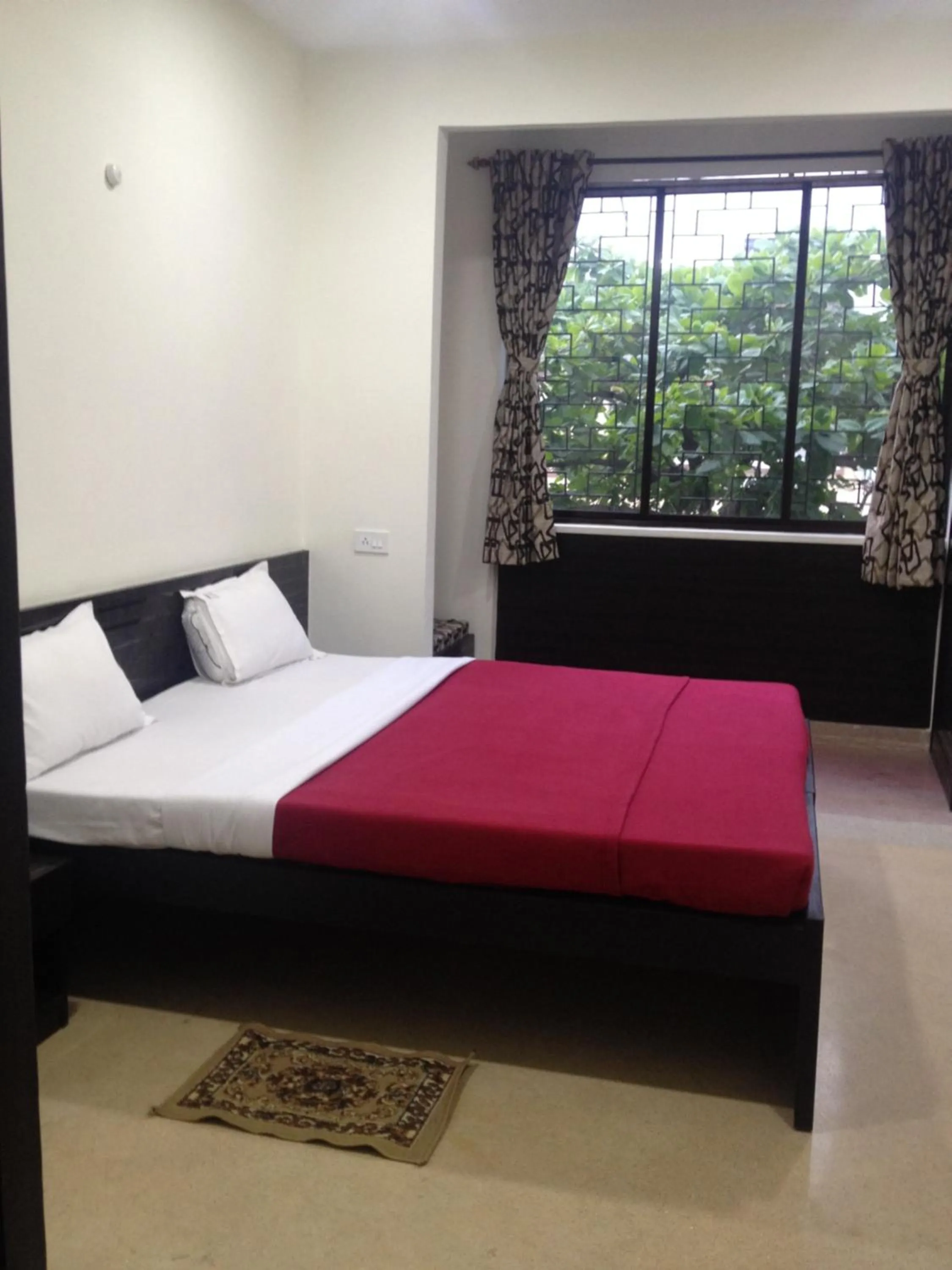 Street view, Bed in Hotel Nest International