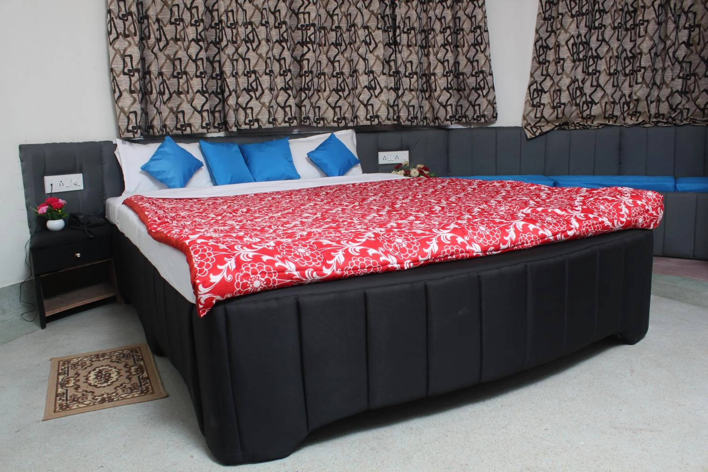 Bedroom, Bed in Hotel Nest International