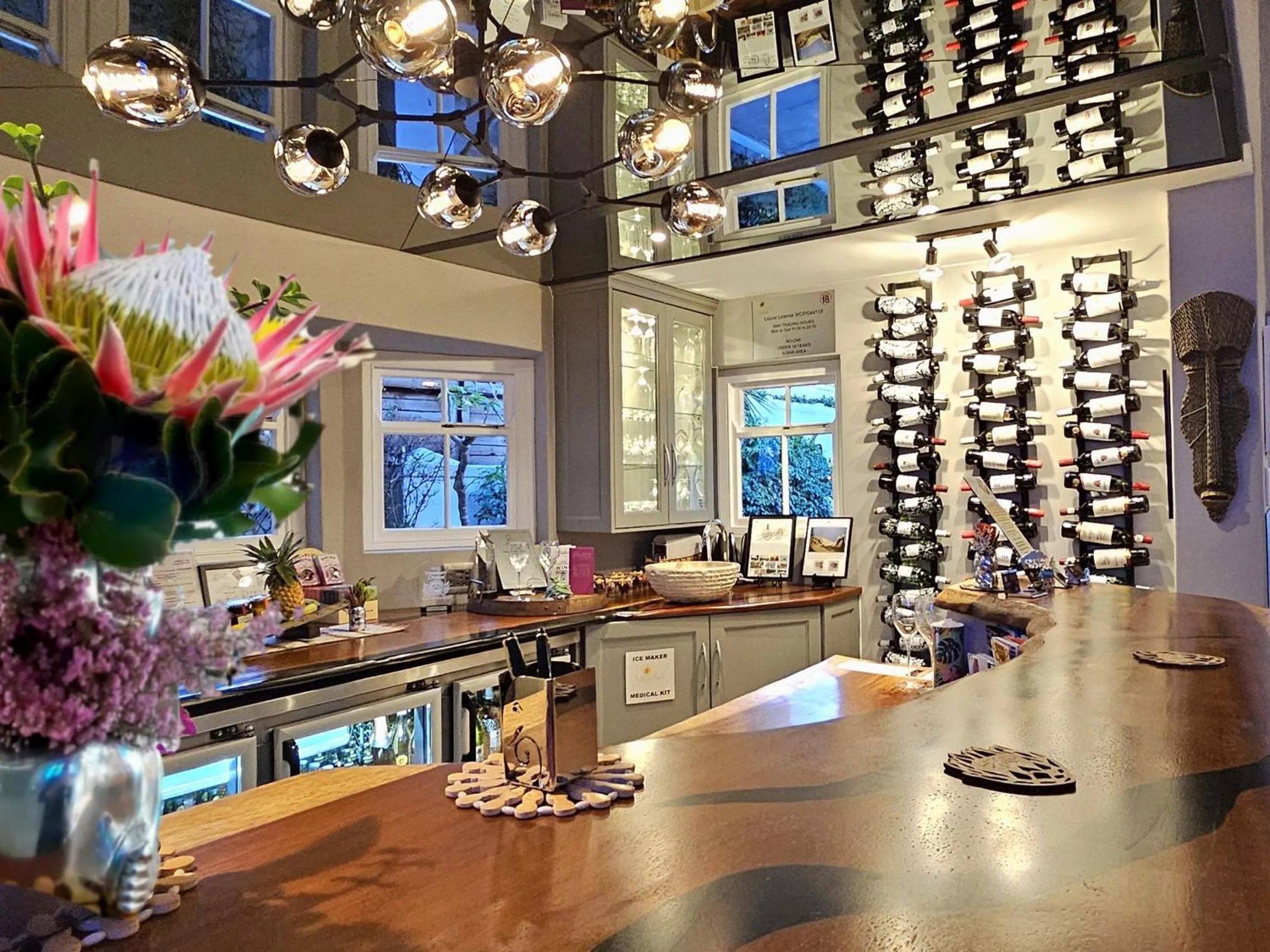 Lounge or bar in Fleur du Soleil Luxury Guesthouse