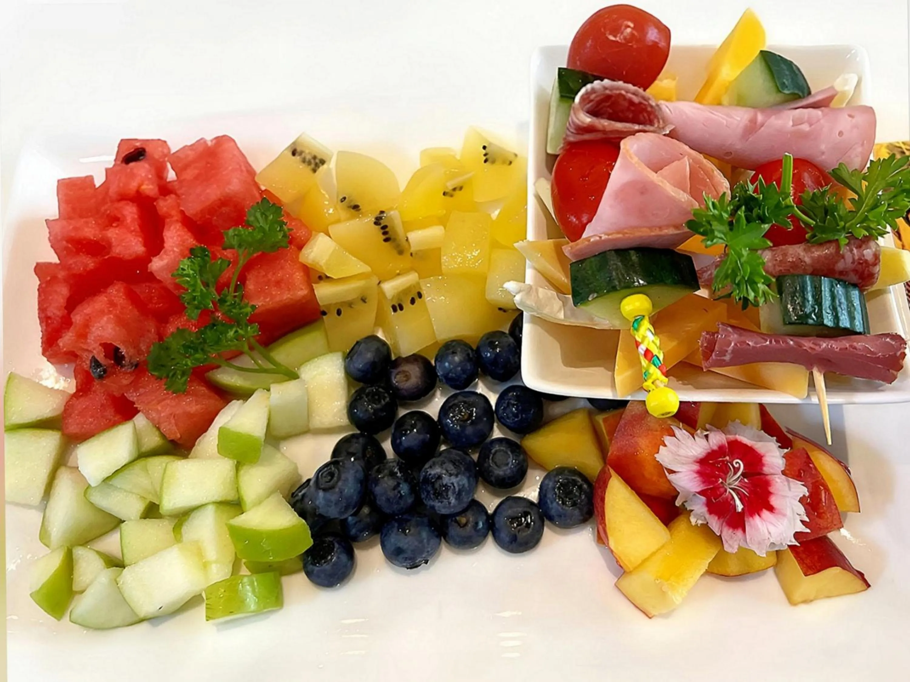 Food and drinks in Fleur du Soleil Luxury Guesthouse