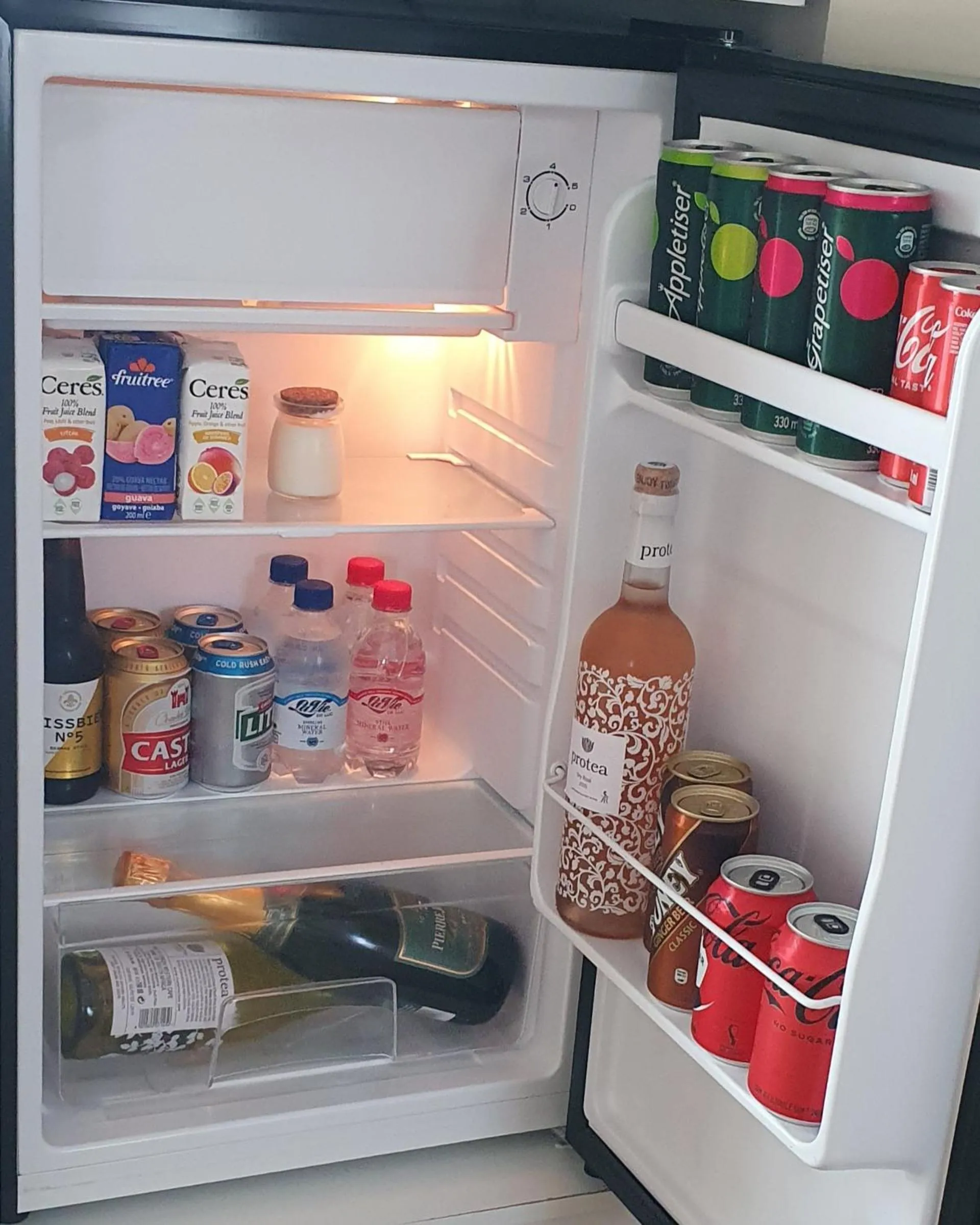 Food and drinks in Fleur du Soleil Luxury Guesthouse