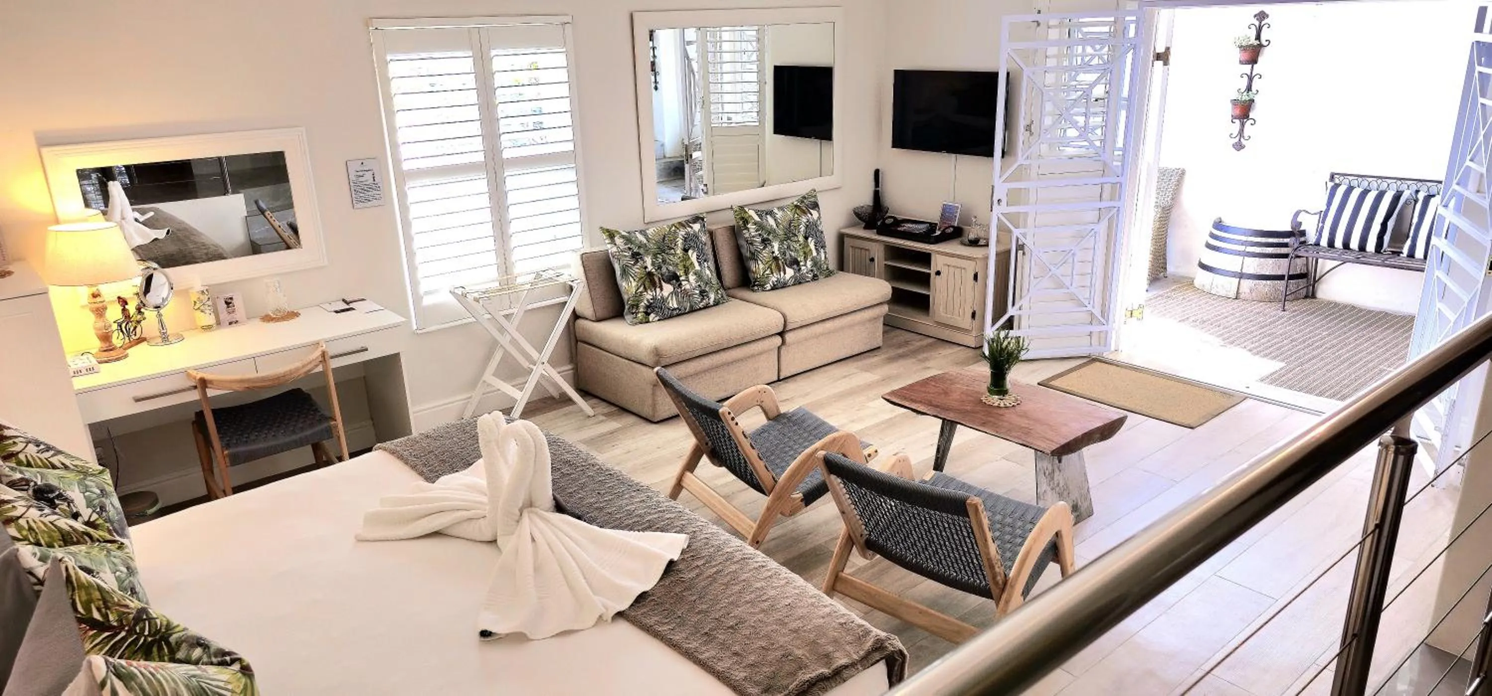 Patio in Fleur du Soleil Luxury Guesthouse