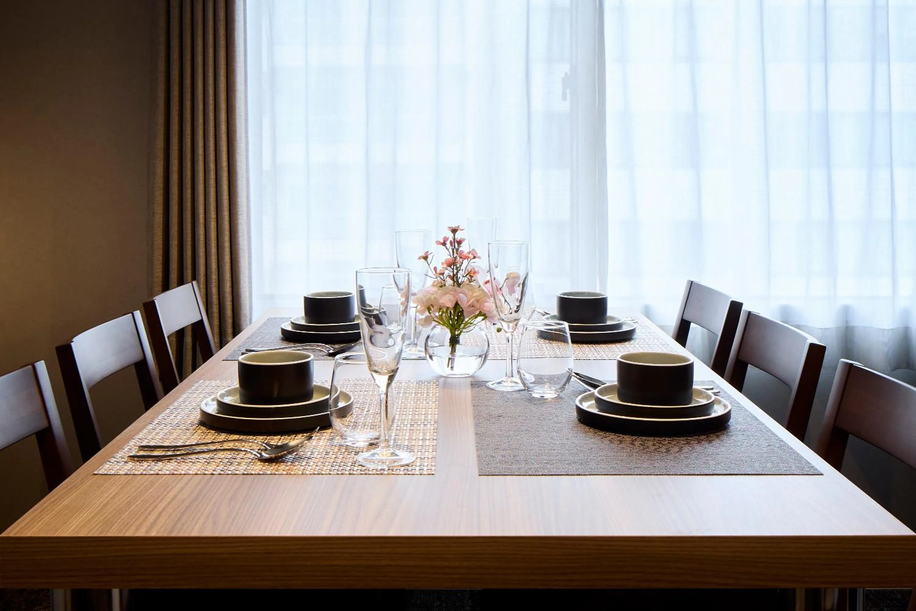 Dining area in Minn Sapporo Odori W18 Station