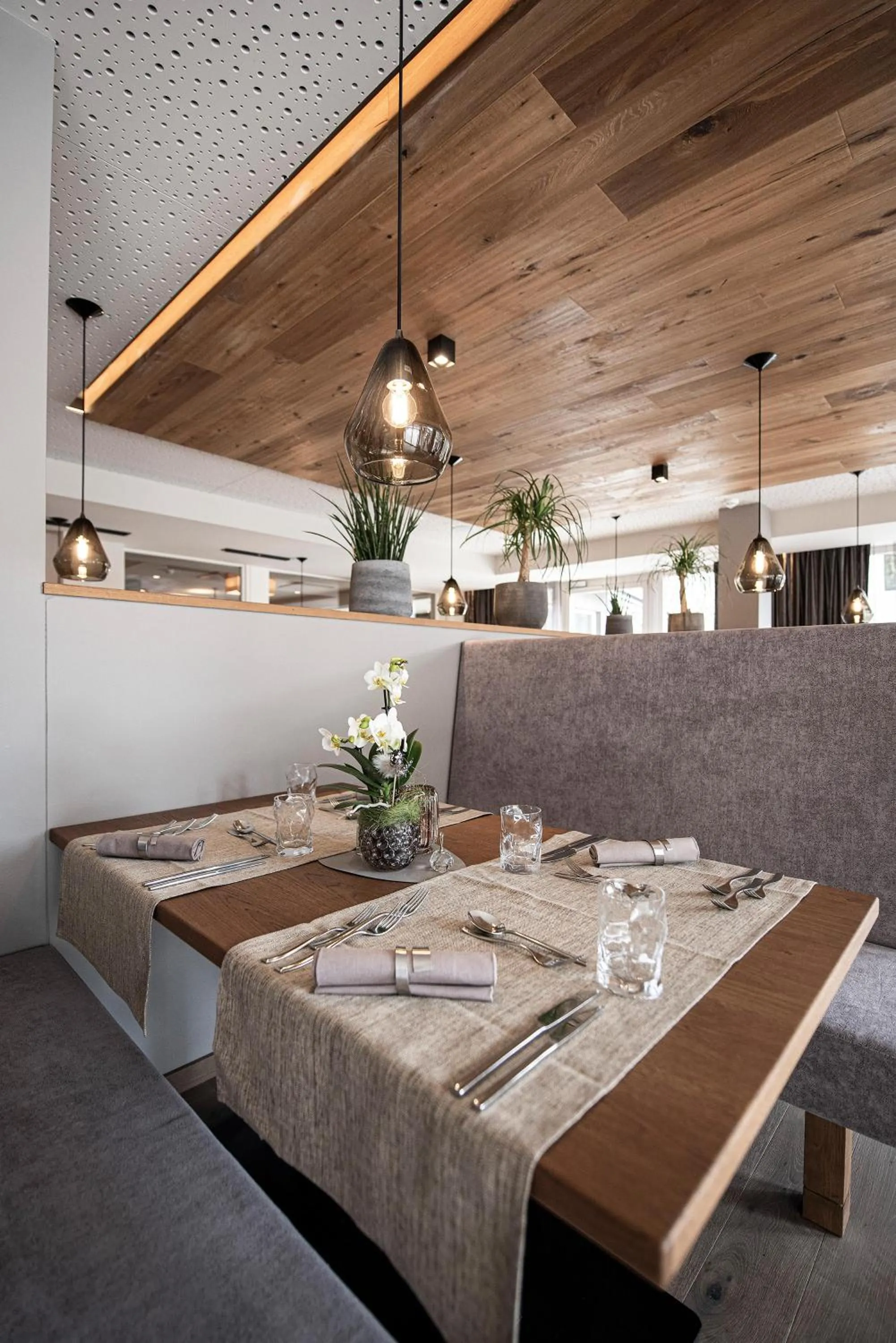 Restaurant/places to eat in Vitalpina Hotel Waldhof