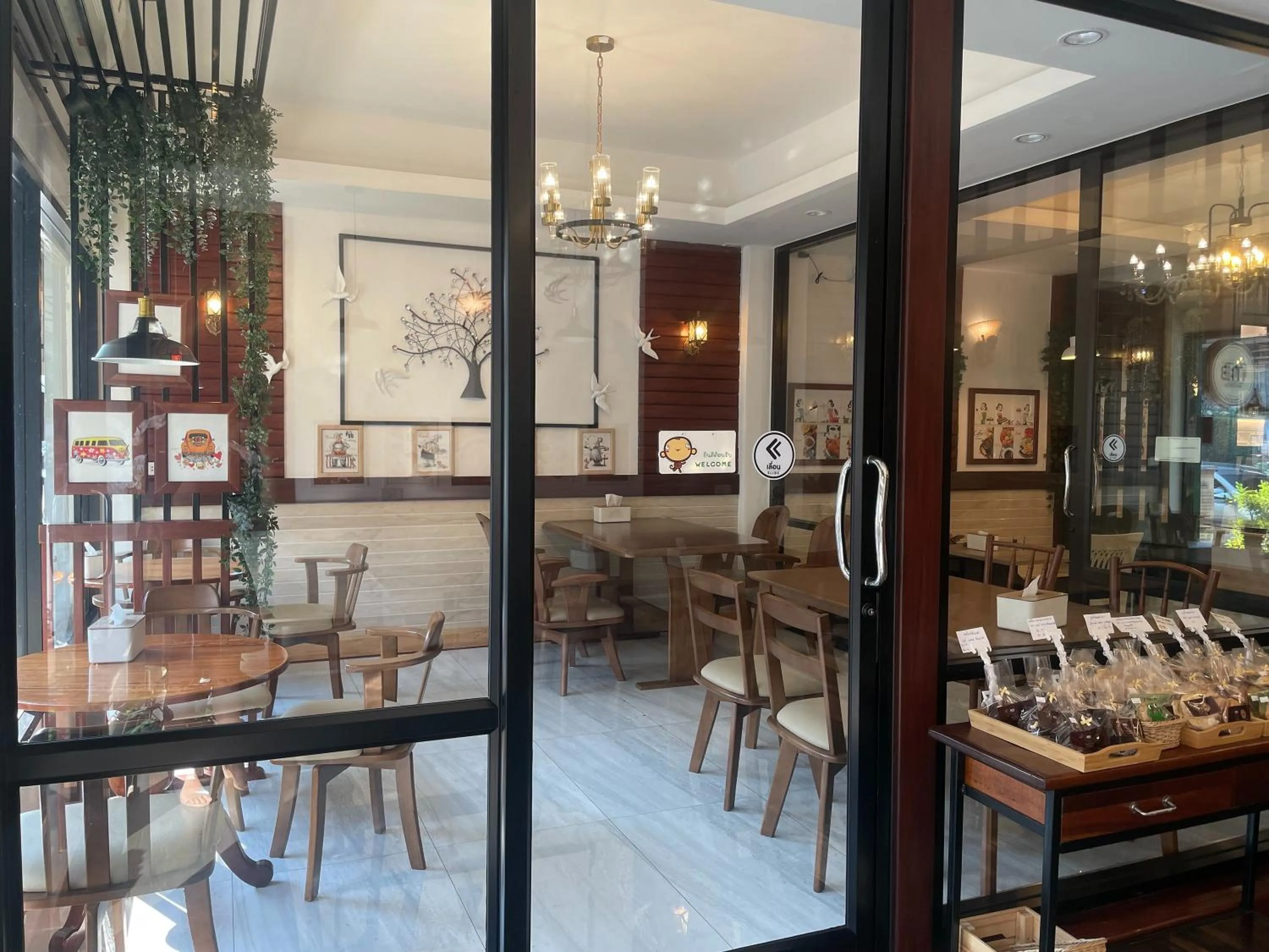 Restaurant/places to eat in M3 Bangkok Bake & Bed