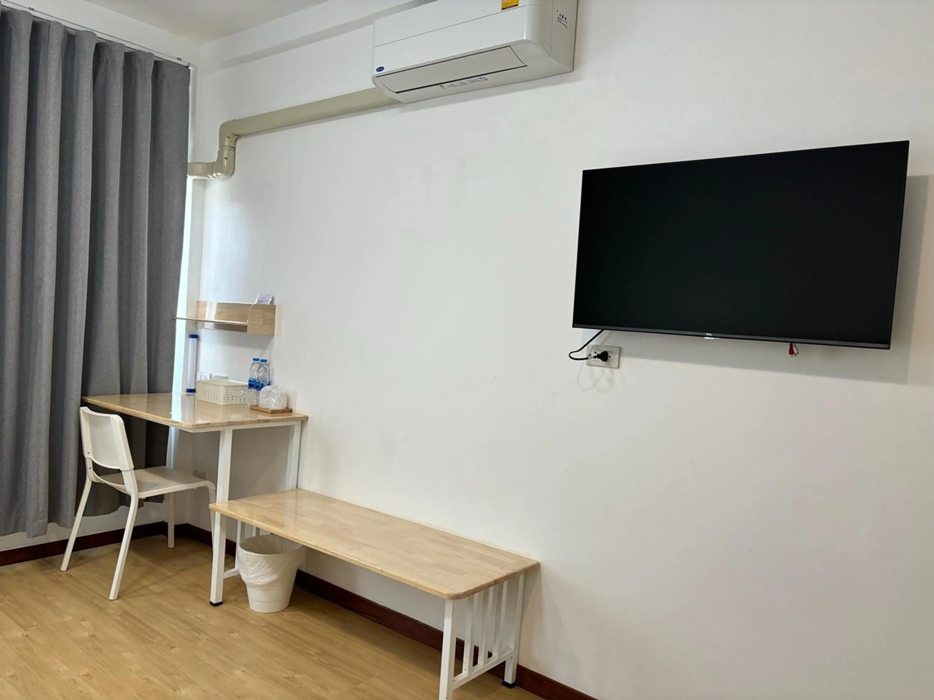 TV and multimedia in M3 Bangkok Bake & Bed