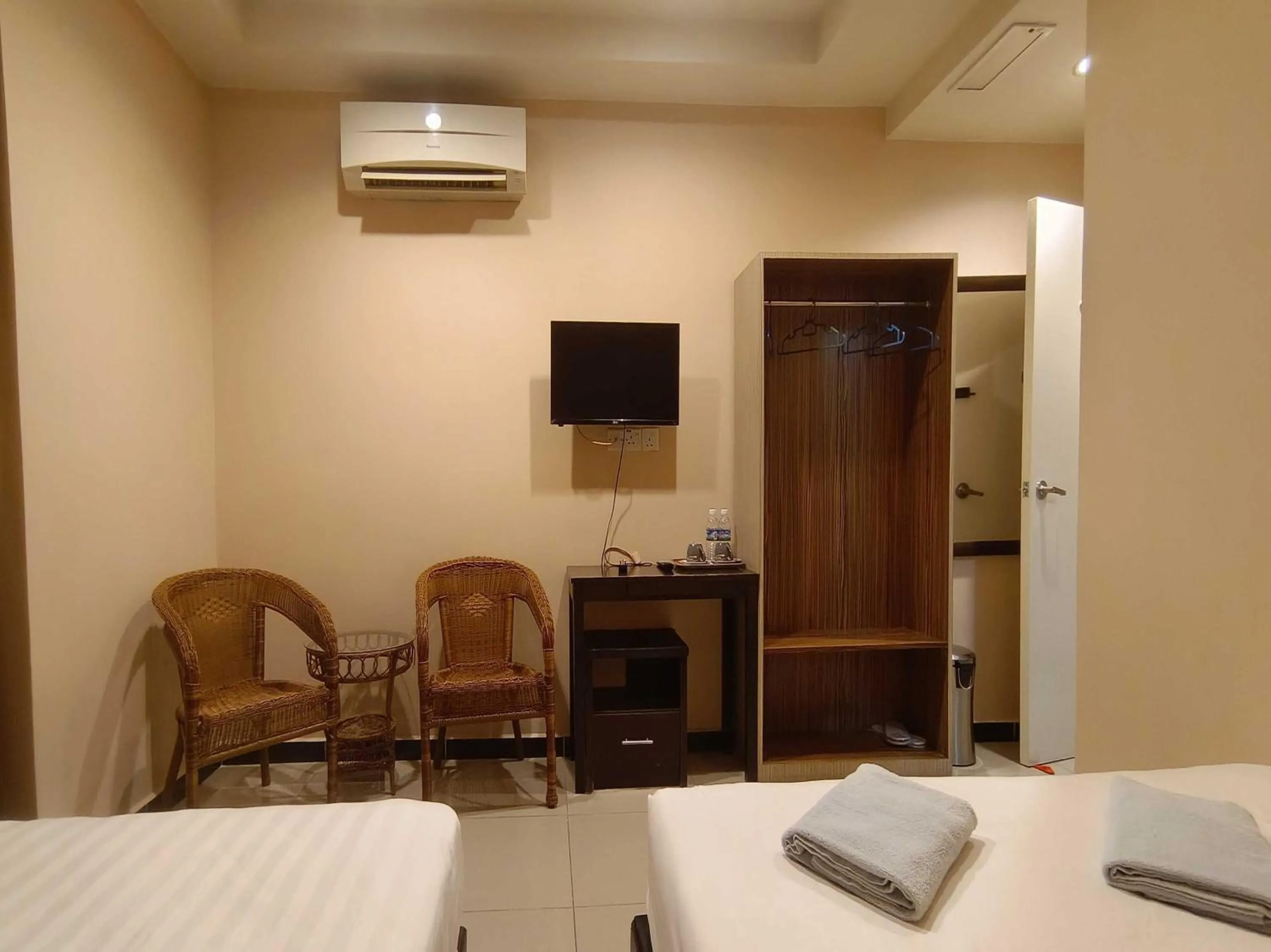 Bedroom in Hotel O Rainfield Inn