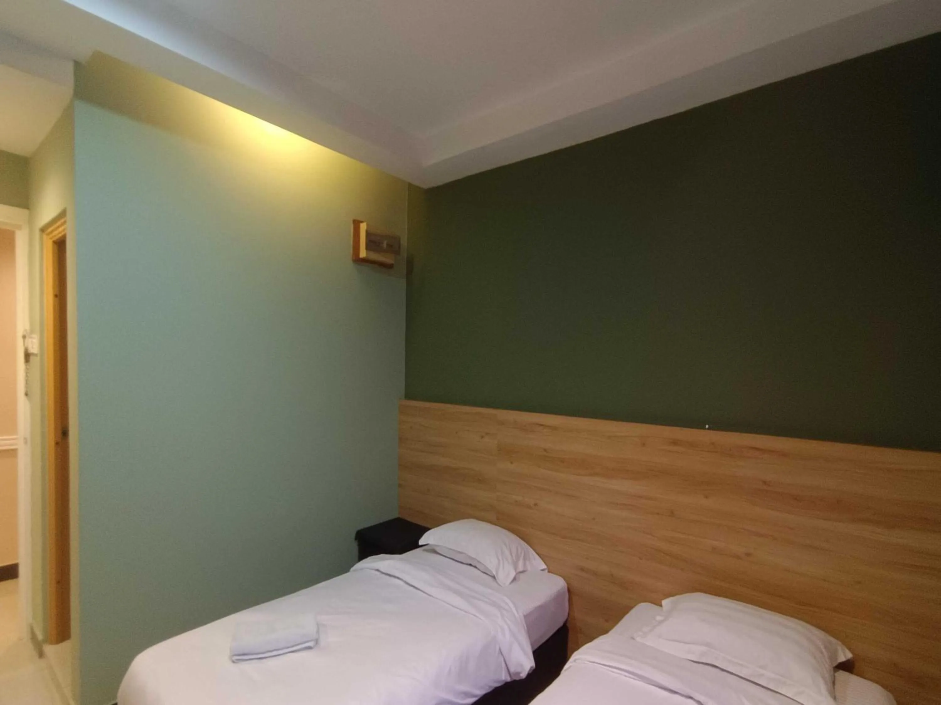 Bedroom, Bed in Hotel O Rainfield Inn