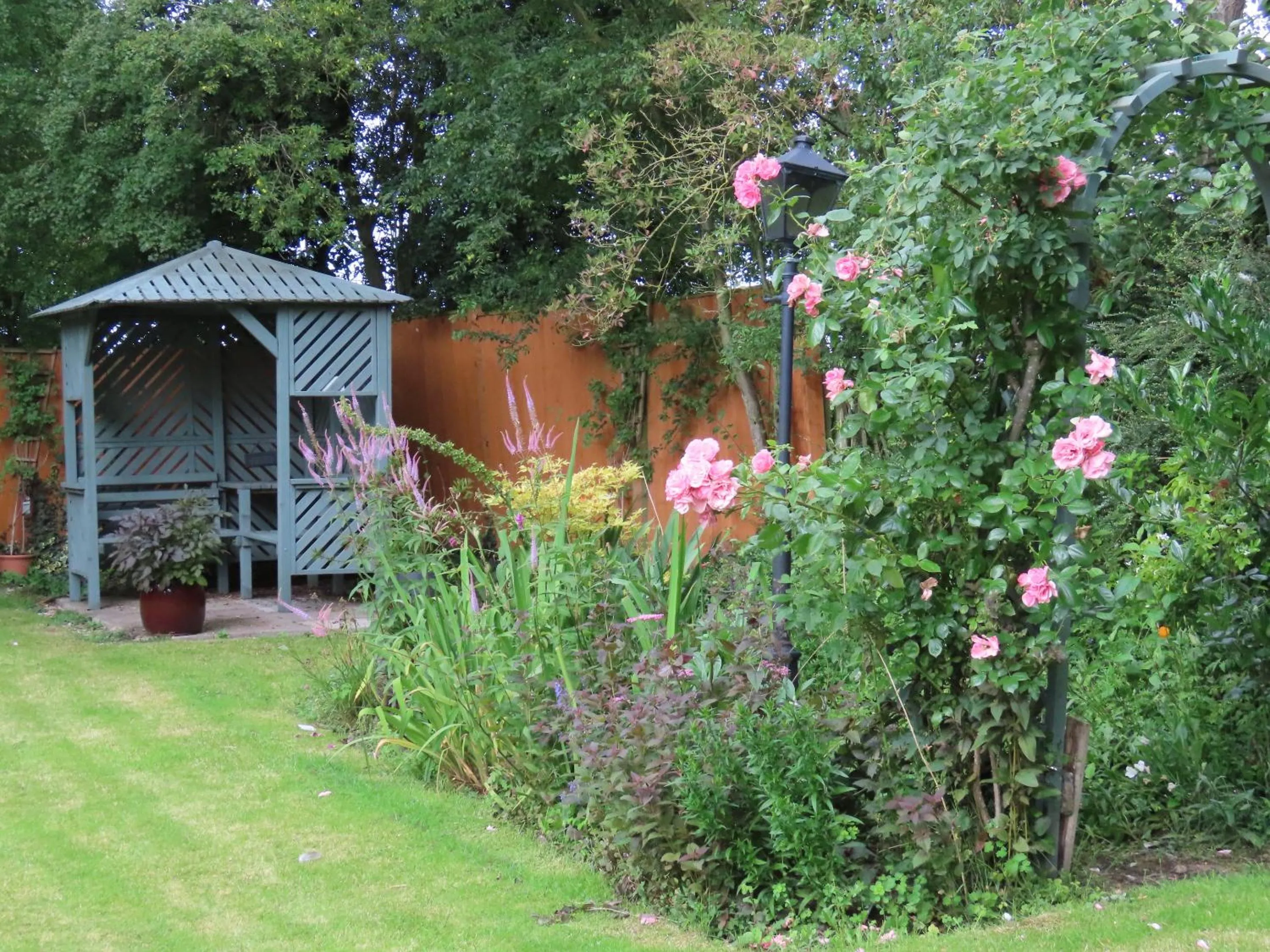 Garden in Church Villa B & B