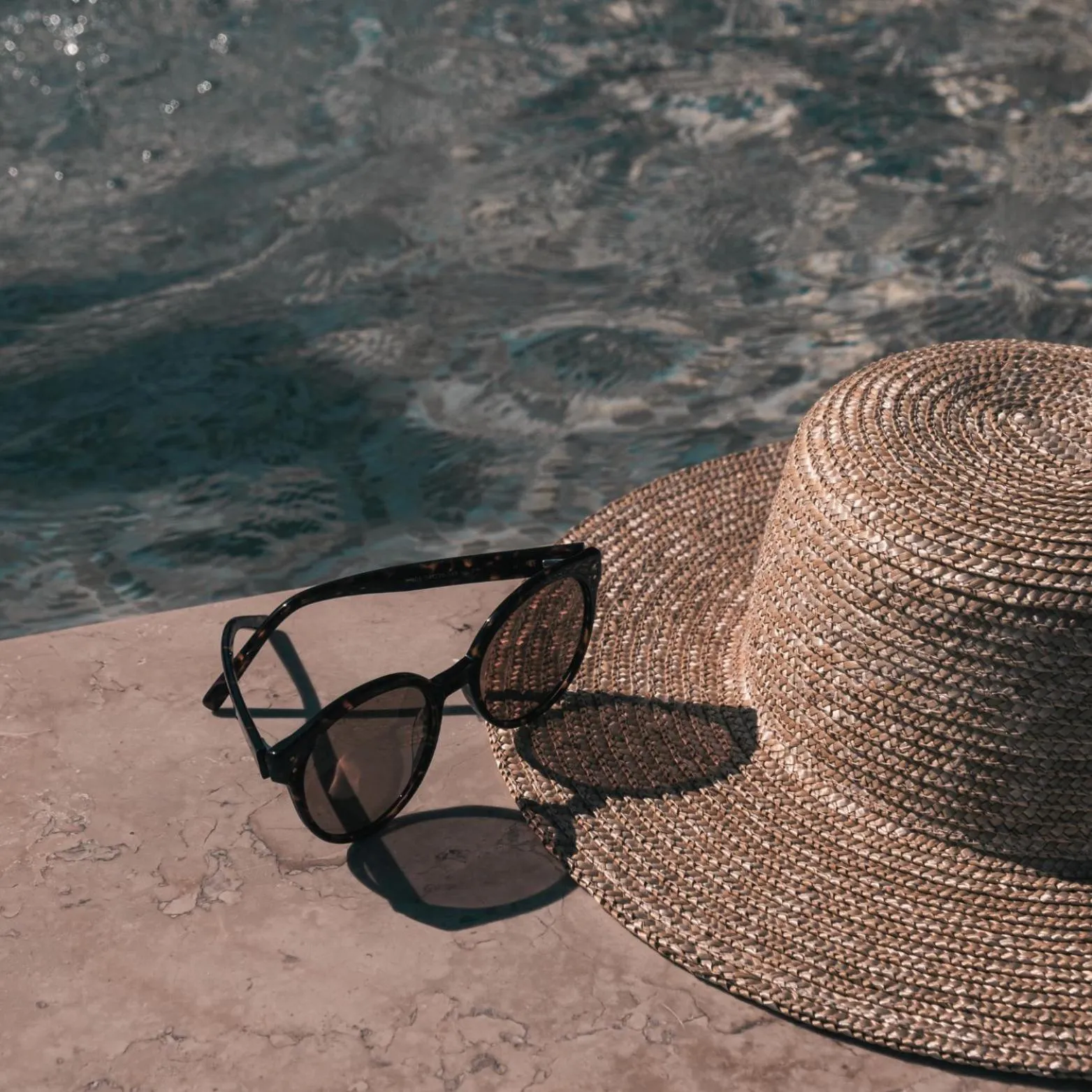 Swimming pool in MORF suites