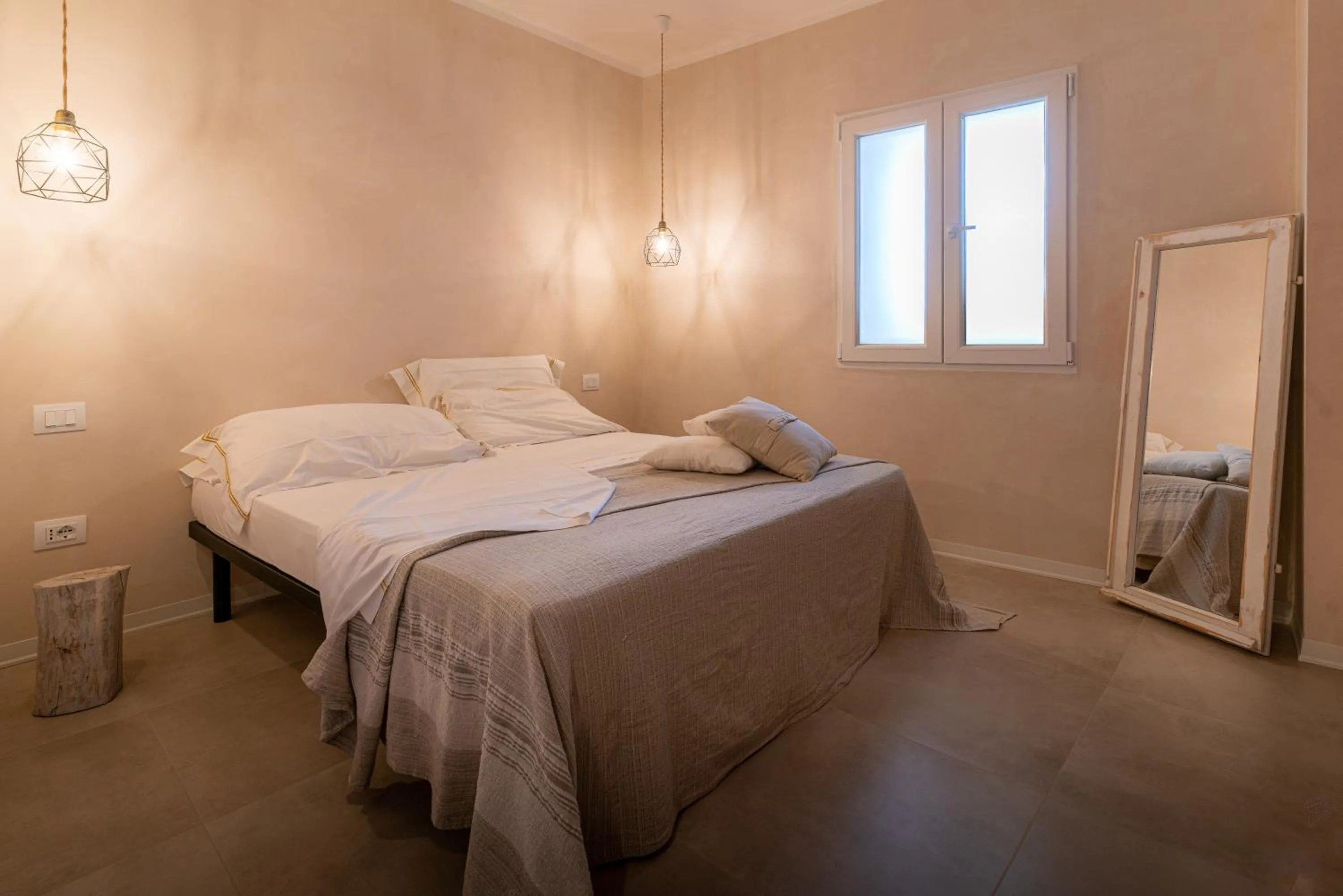 Bedroom, Bed in MORF suites