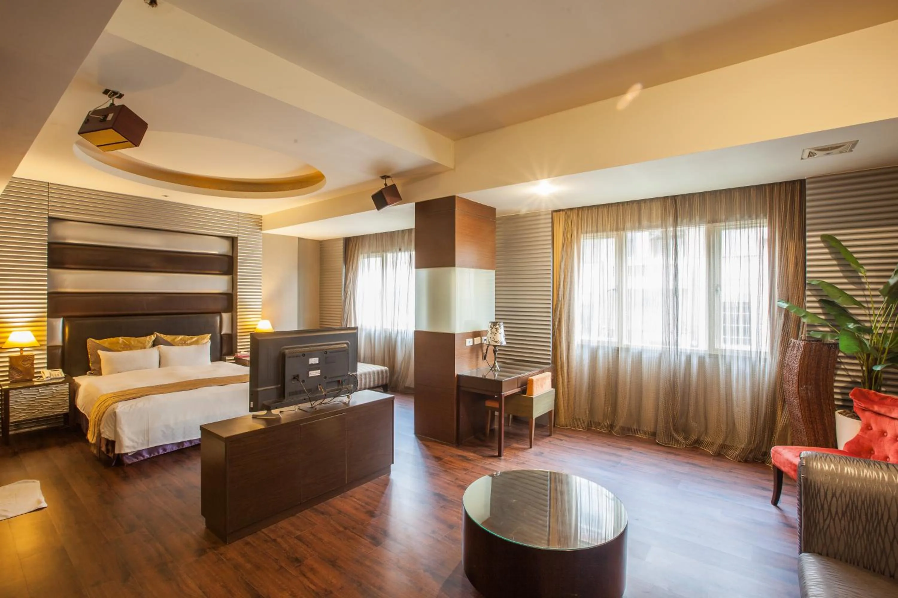 TV and multimedia, Bed in Spring Breeze Hotel