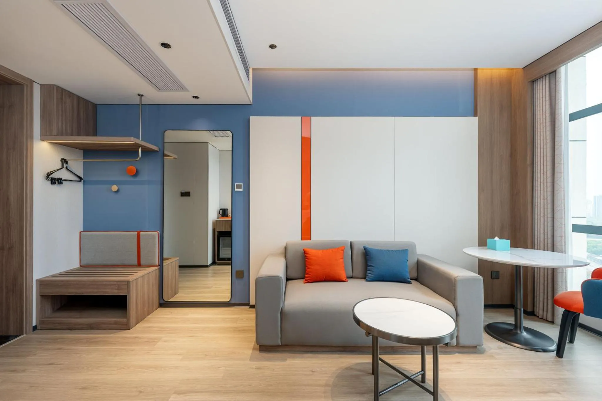 Photo of the whole room in Holiday Inn Express Shangrao Railway Station by IHG