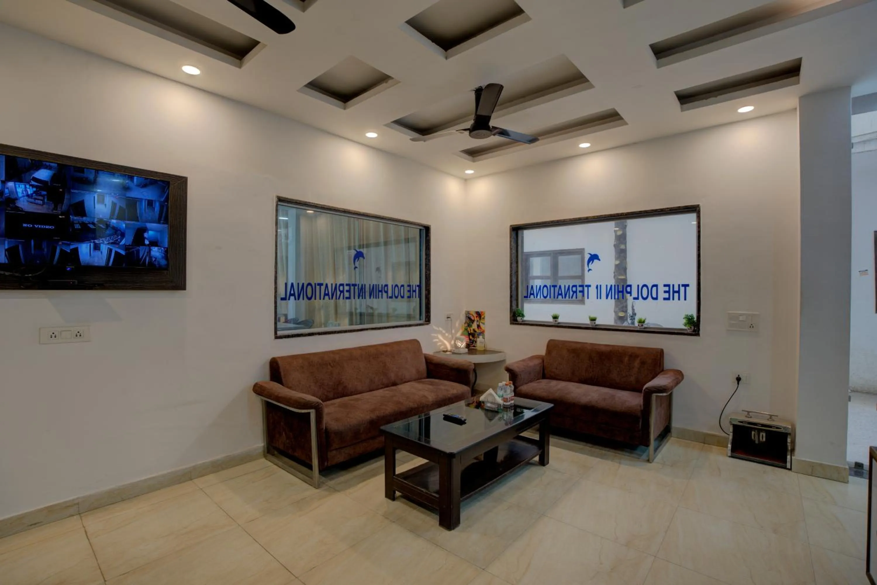 Seating area in Hotel Dolphin at Delhi Airport