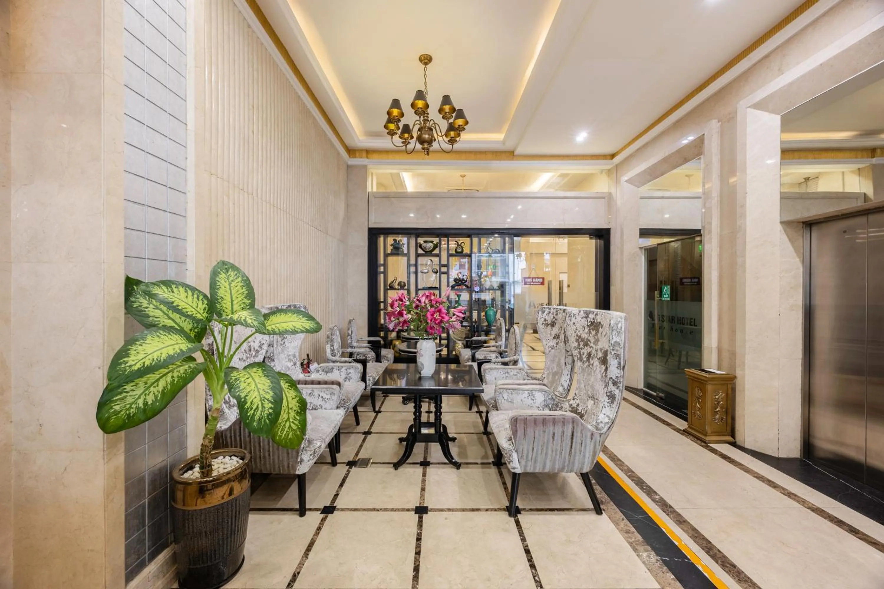 A25 Hotel - 06 Trương Định