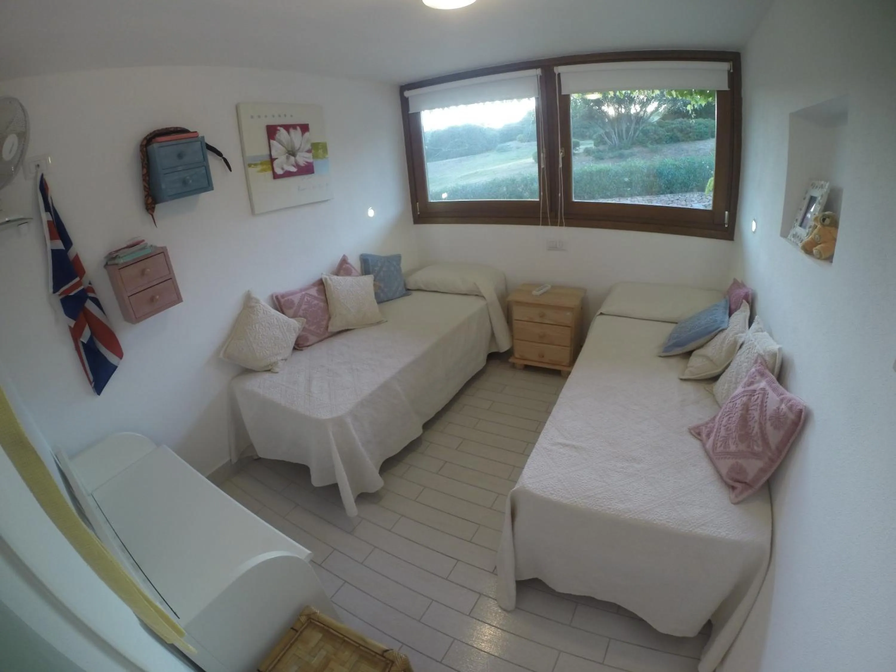 Bedroom, Bed in Luxury Apartment Sardegna