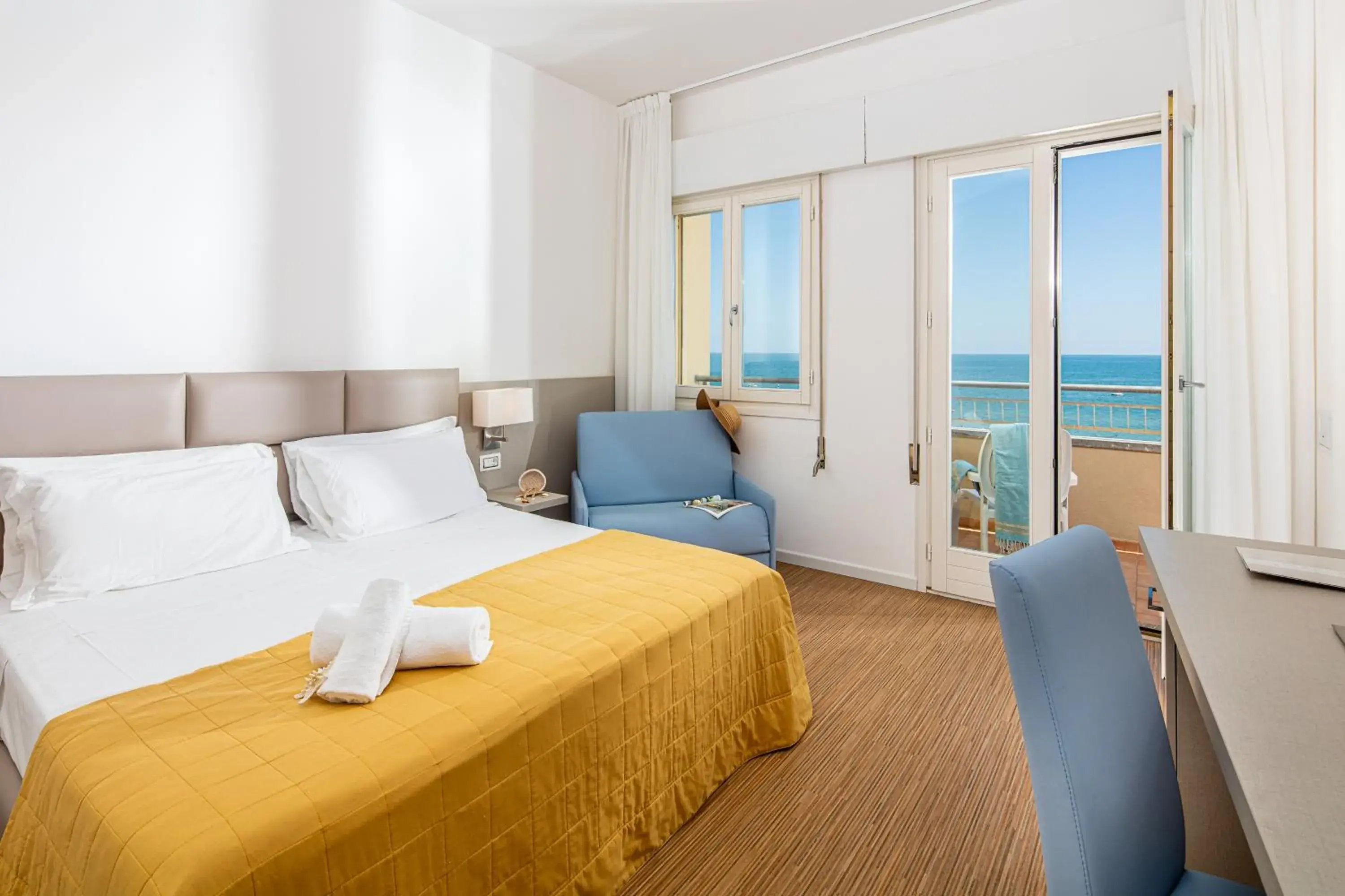 Double or Twin Room with Sea View in Hotel Astor Double or Twin Room with Sea View in Hotel Astor
