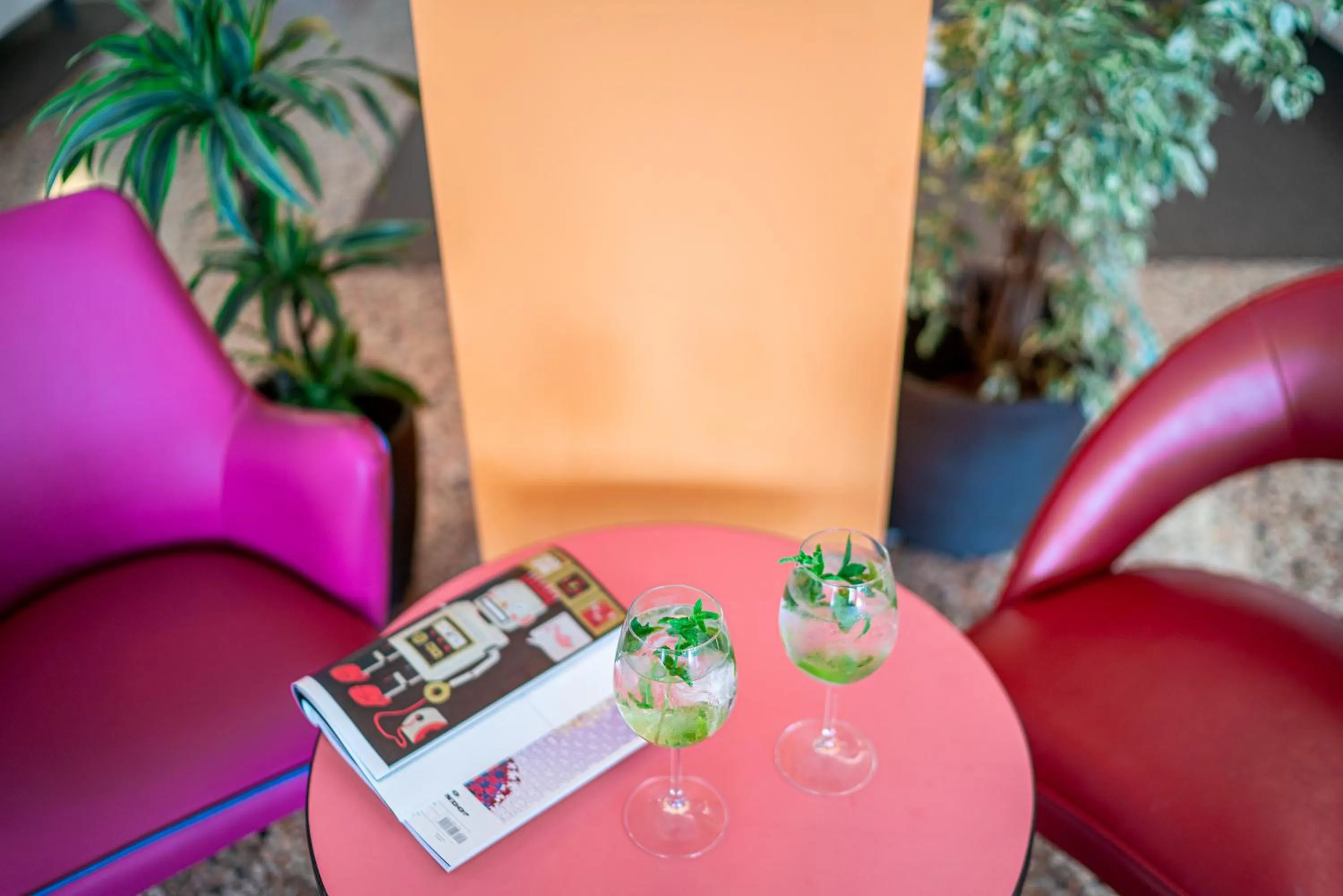 Decorative detail in Hotel Astor