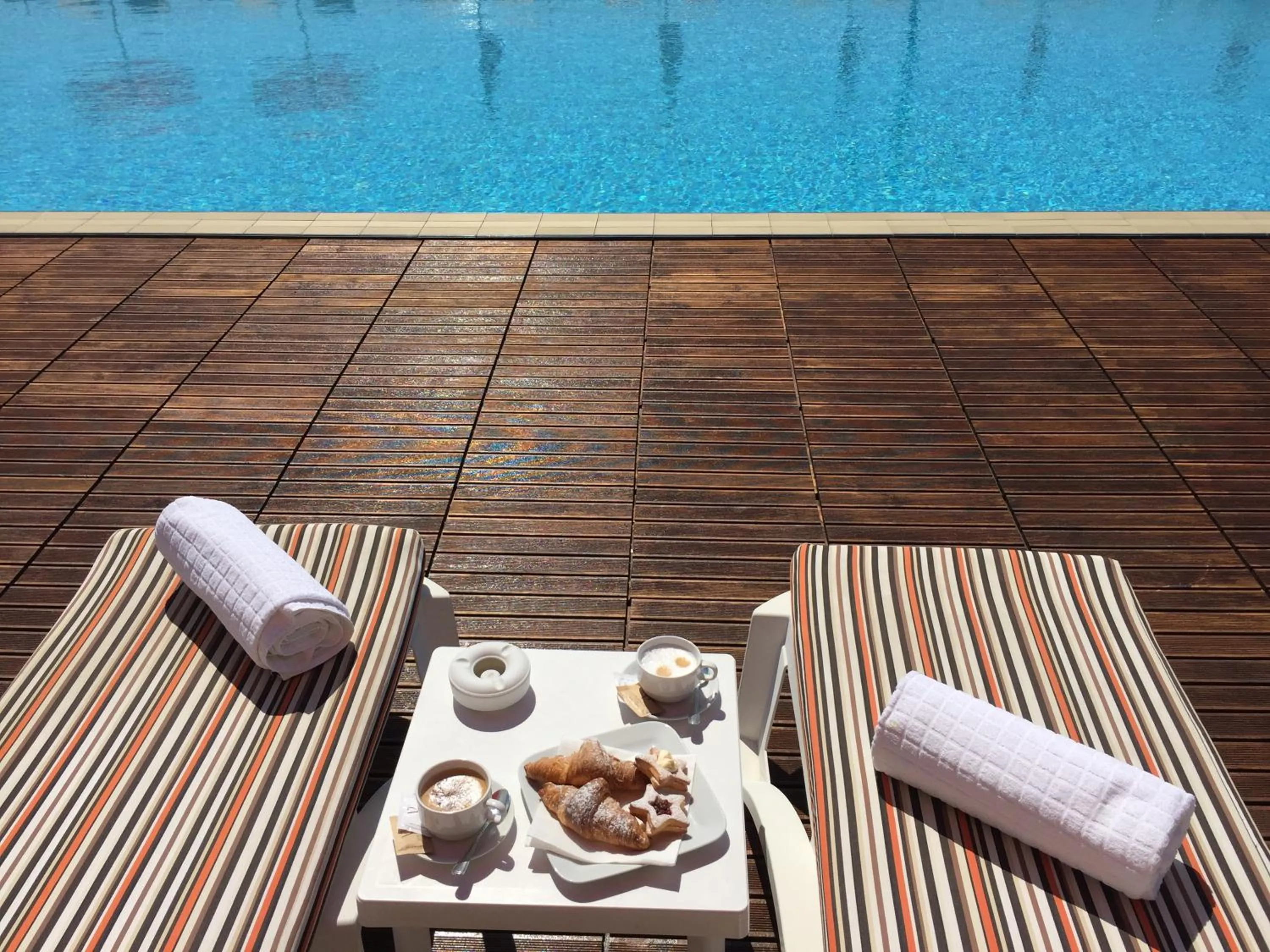 Swimming pool in Hotel Astor