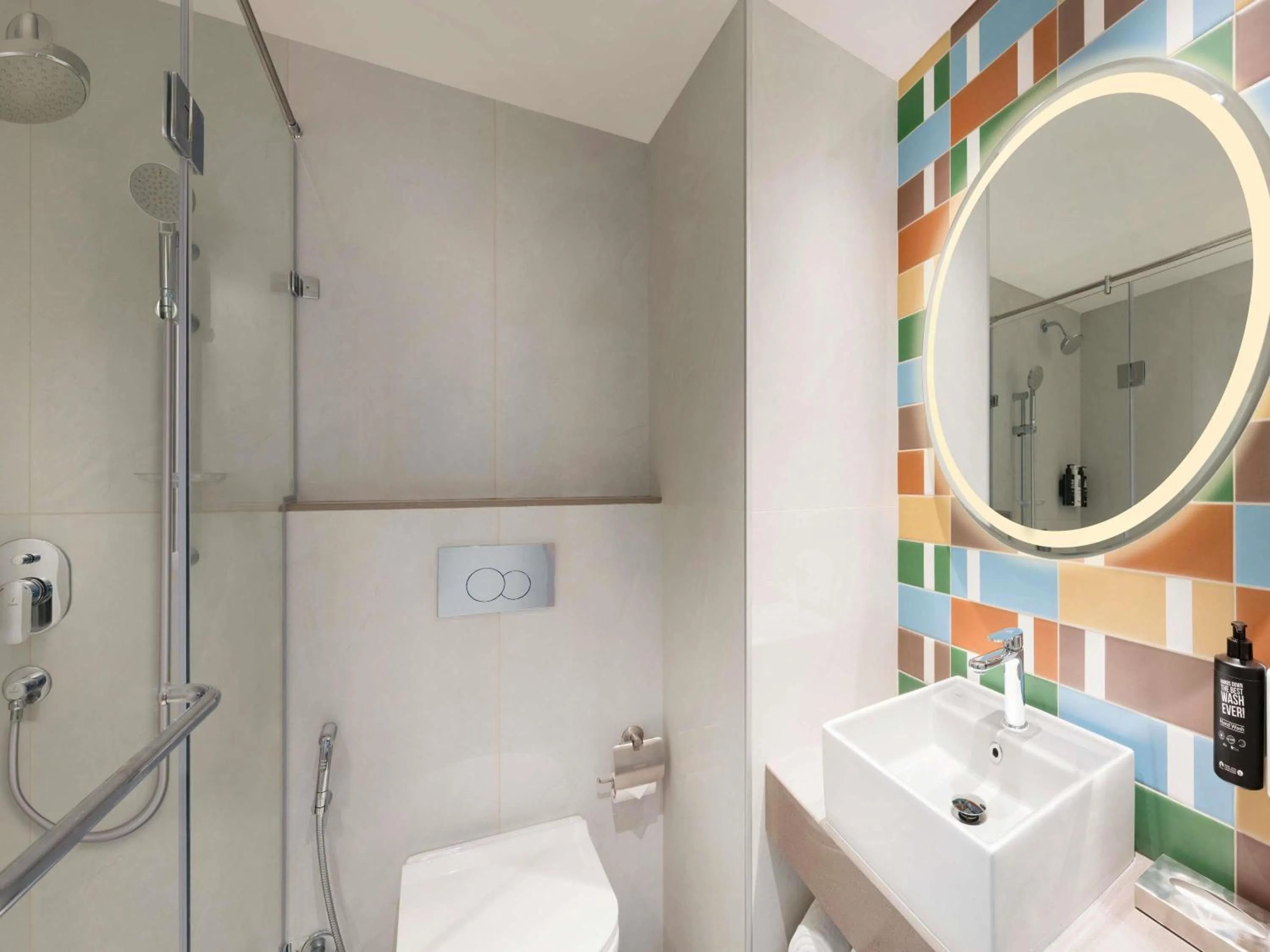 Bedroom in ibis Mumbai BKC