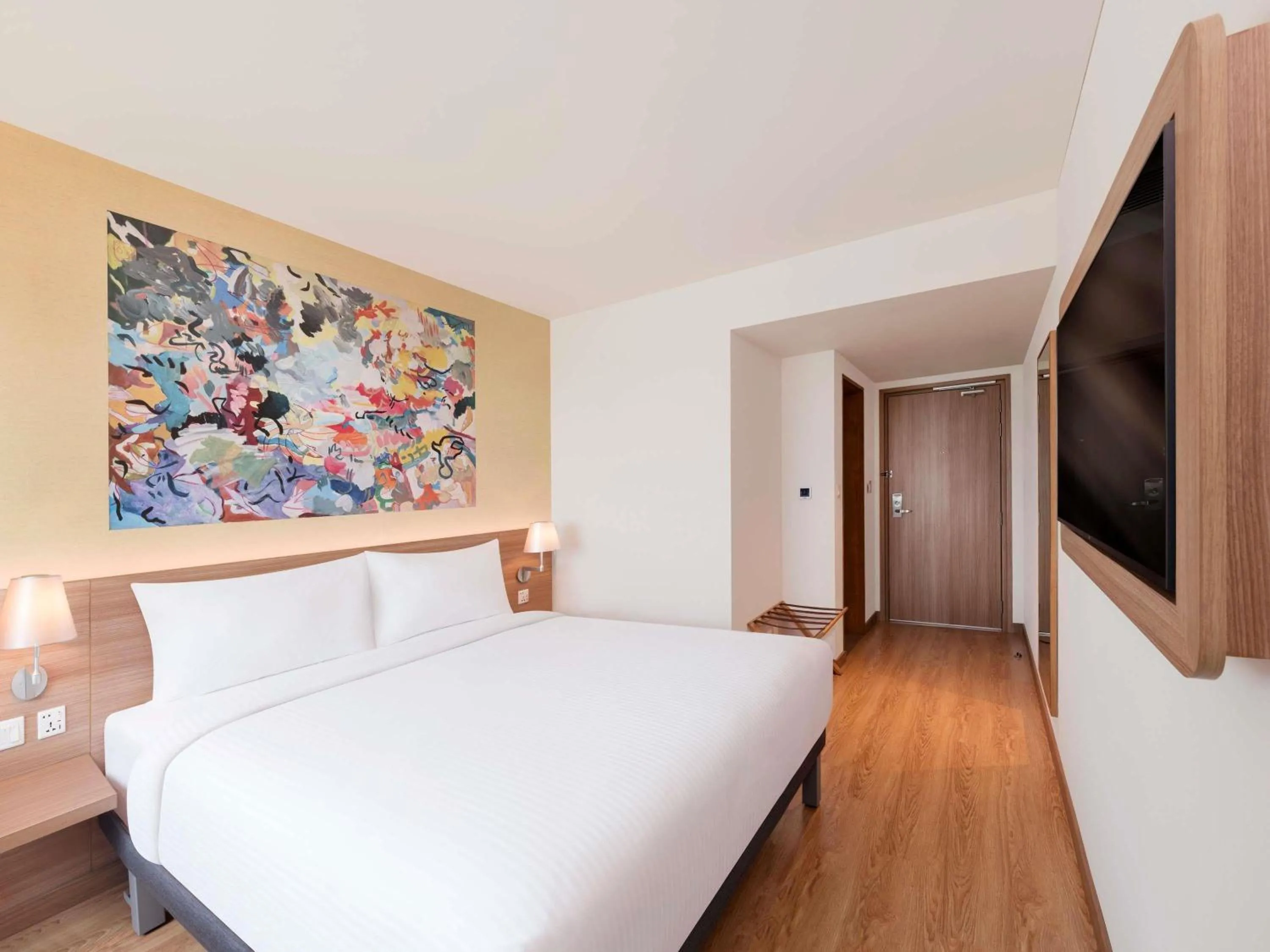 Bedroom, Bed in ibis Mumbai BKC