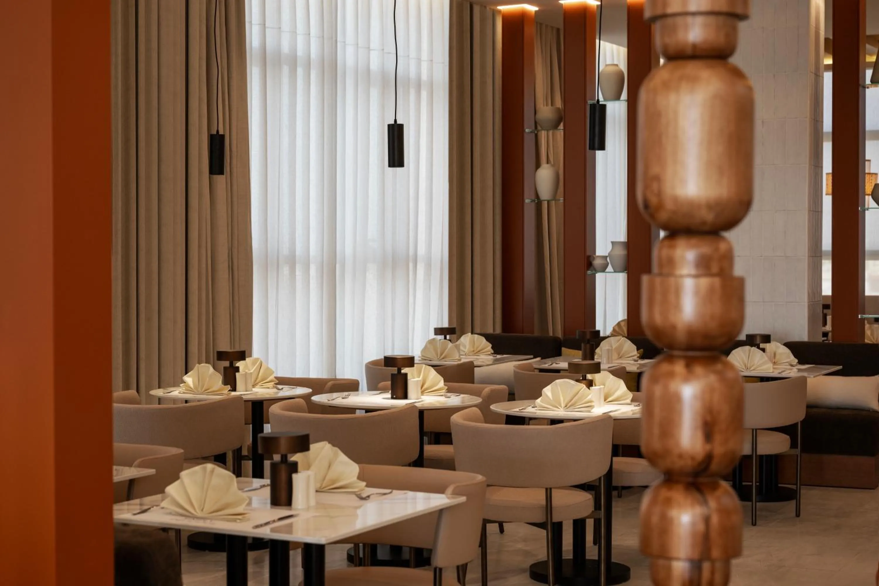 Restaurant/places to eat in Mercure Hotel Khamis Mushait by Accor