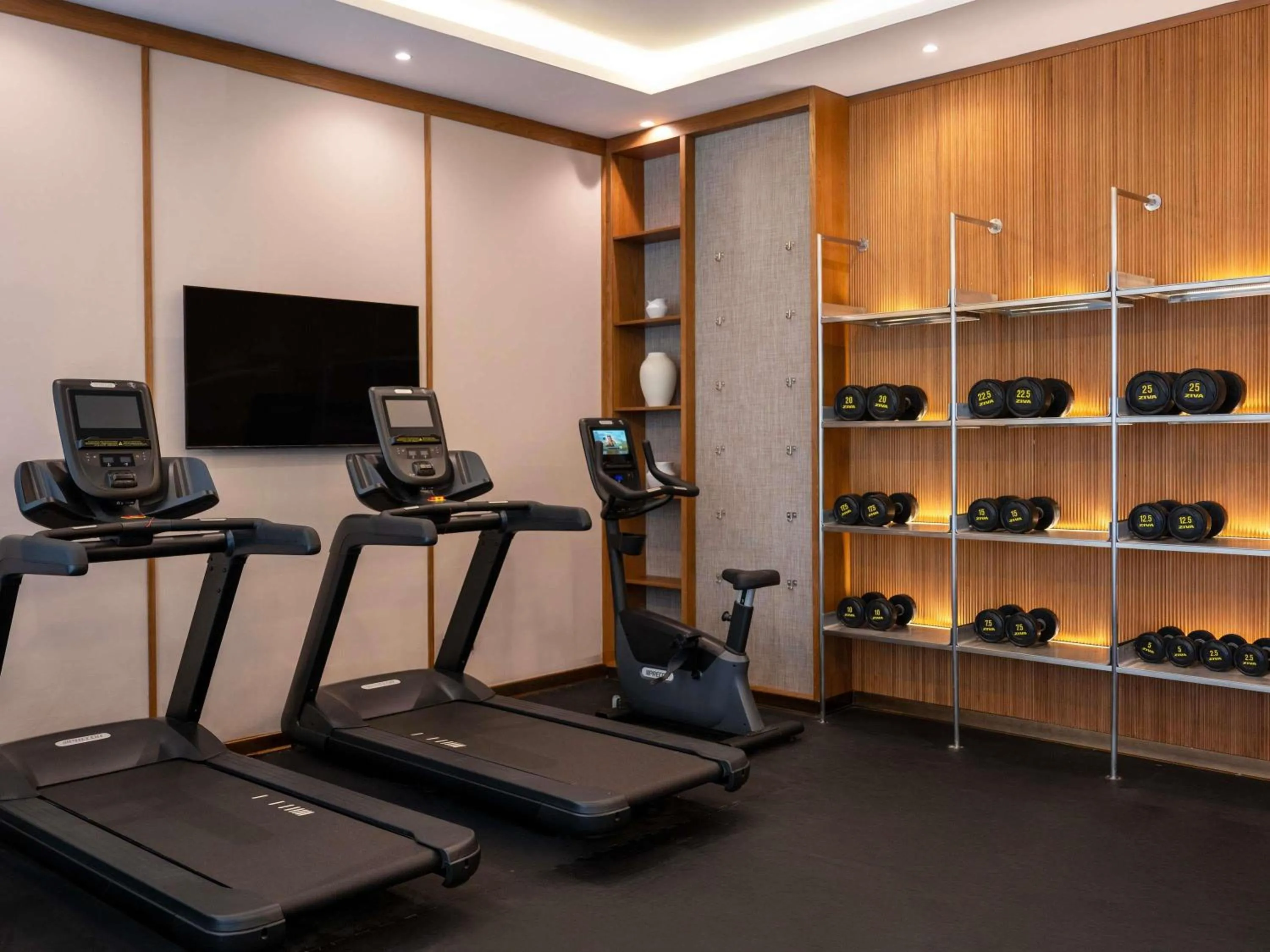 Fitness centre/facilities in Mercure Hotel Khamis Mushait by Accor
