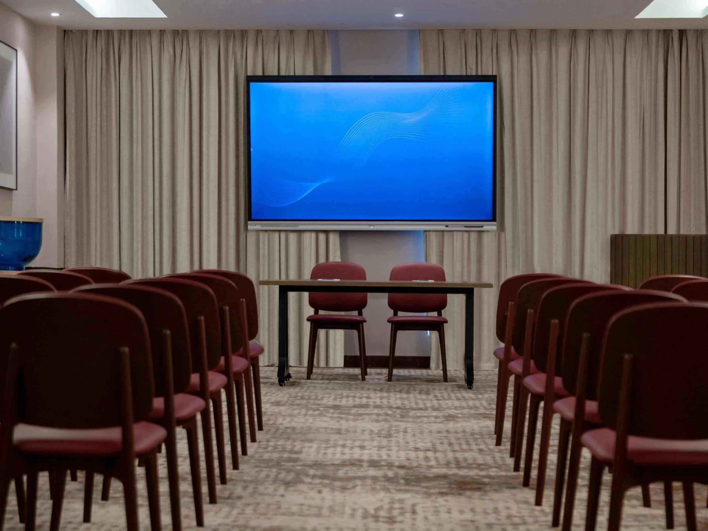 Meeting/conference room in Mercure Hotel Khamis Mushait by Accor