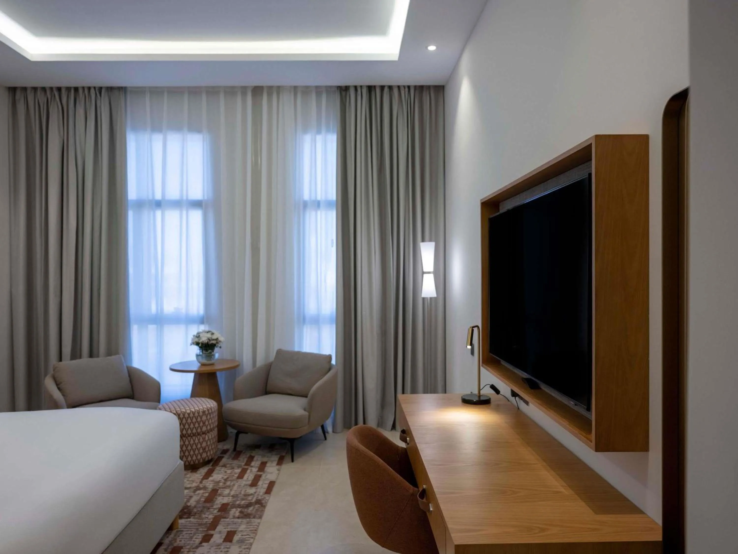 Bedroom, Bed in Mercure Hotel Khamis Mushait by Accor