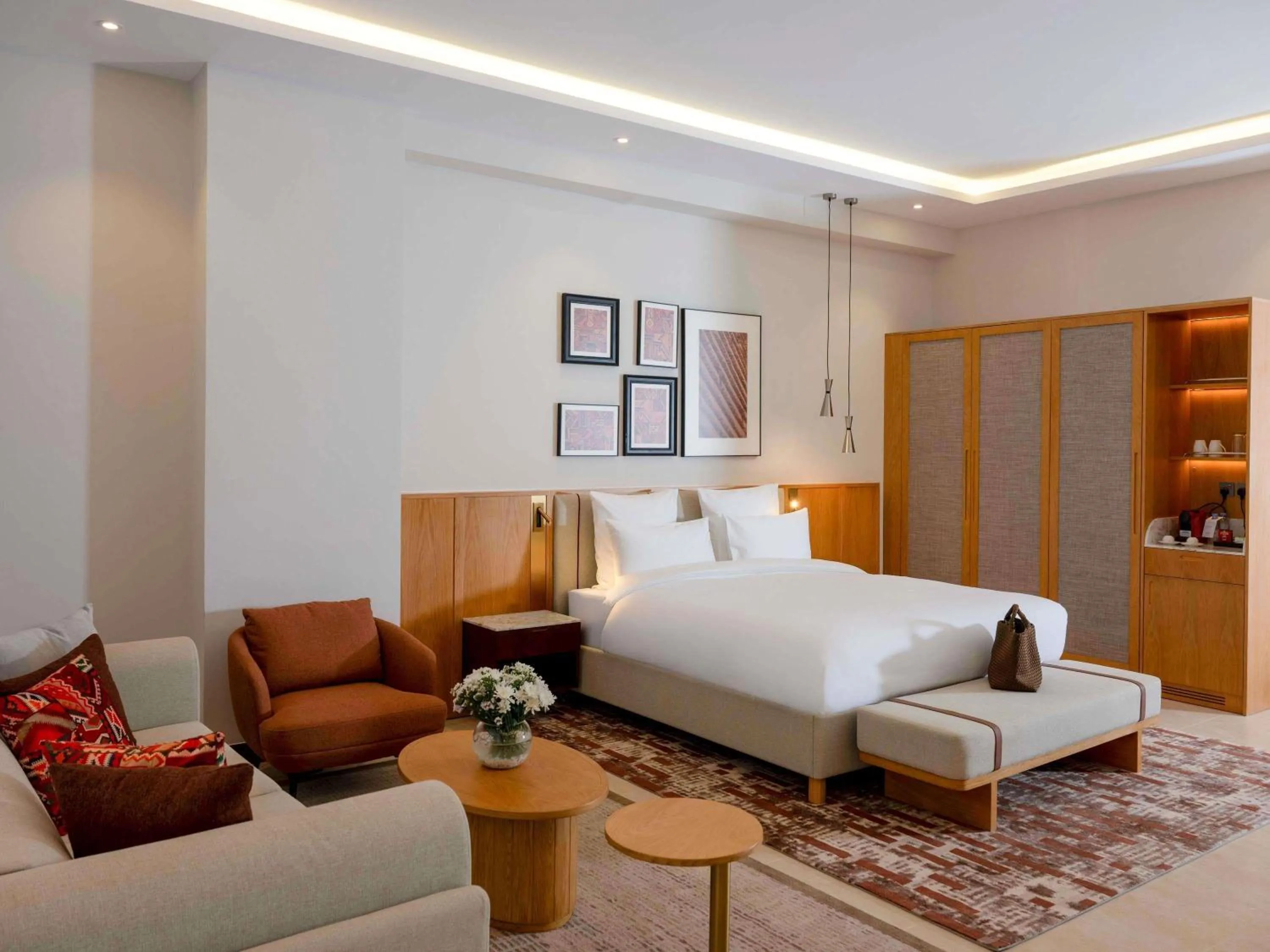 Bedroom, Bed in Mercure Hotel Khamis Mushait by Accor