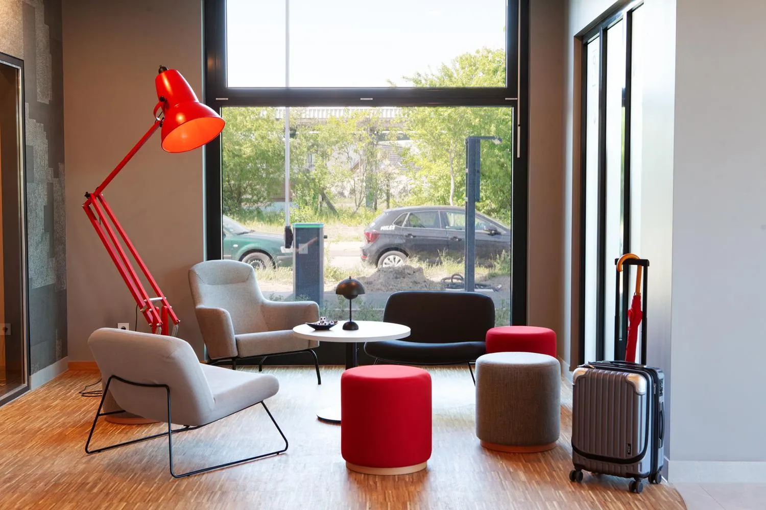 Seating area in ibis budget Hotel Berlin Airport